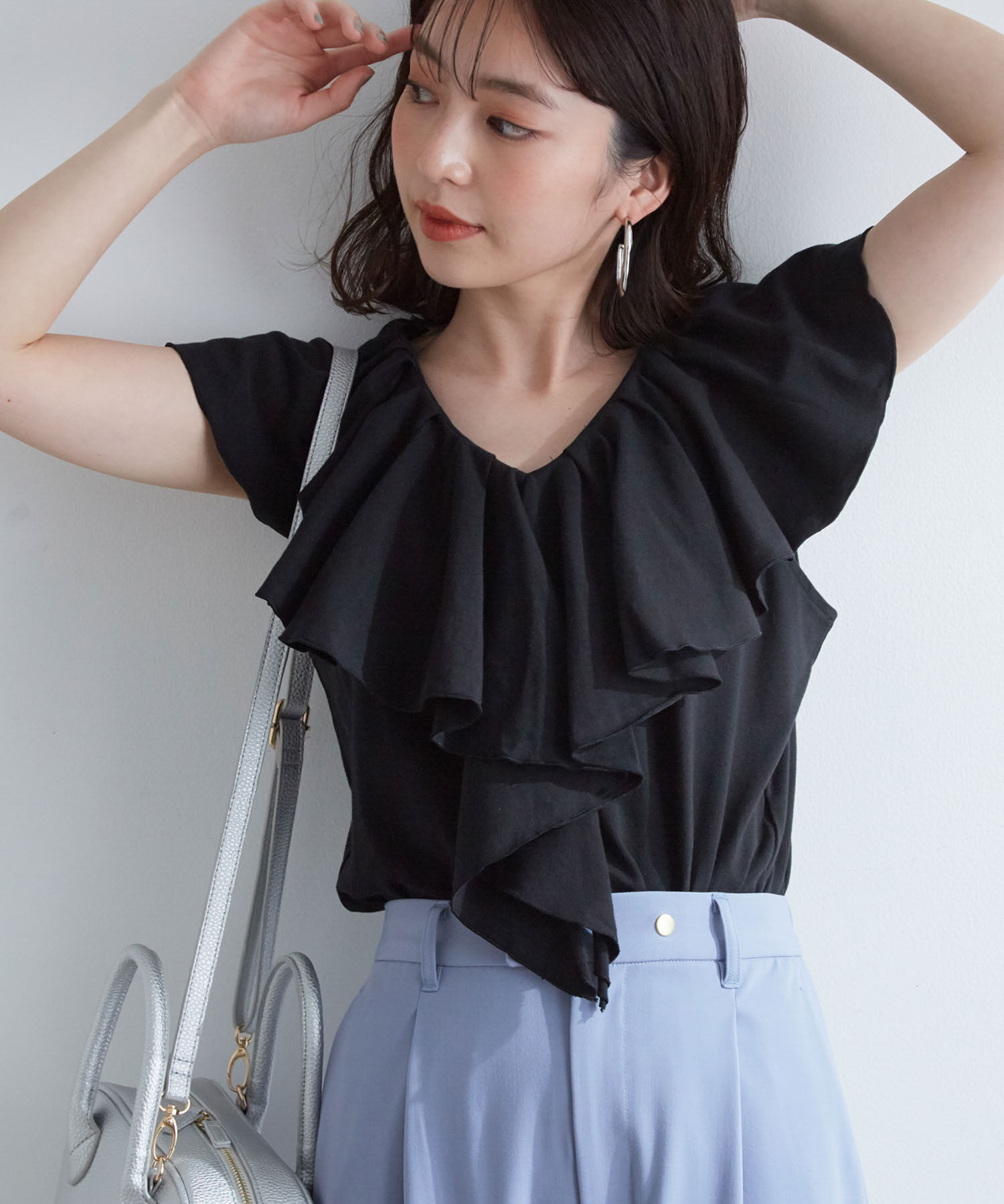 VIS「フリルカラーカットソートップス」|Tシャツ・カットソー|ブラック(01)