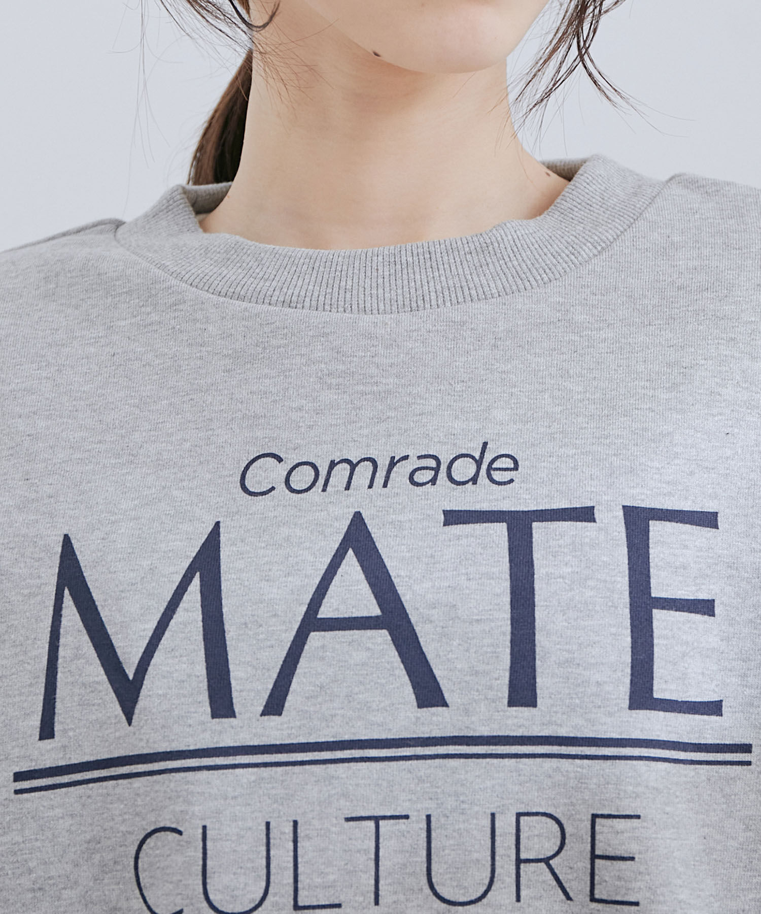 VIS「【洗える】ショート丈ロゴプリントスウェット」|スウェット・ジャージ|