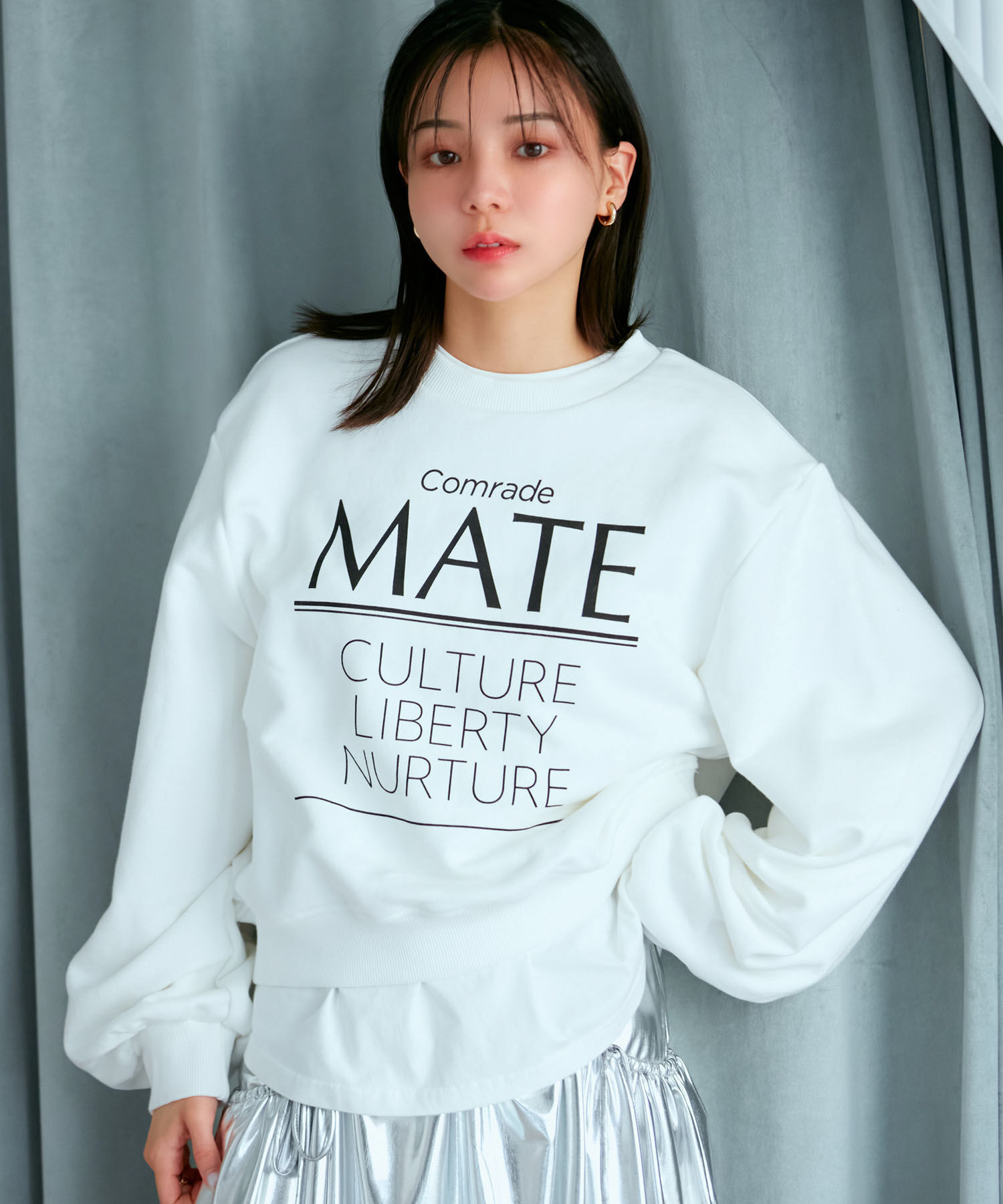 VIS「【洗える】ショート丈ロゴプリントスウェット」|スウェット・ジャージ|