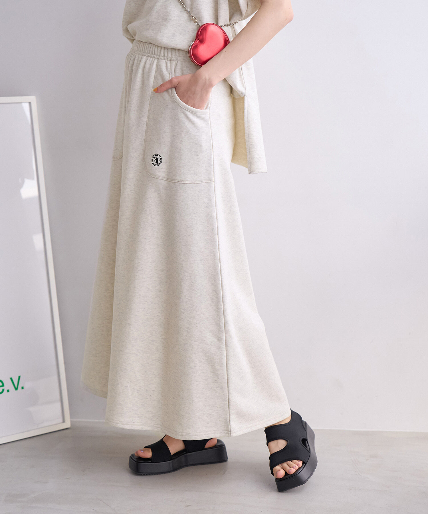 ROPE' PICNIC R「セットアップ対応/ミニ裏毛ワンポイント刺繍入りスカート」|スカート|