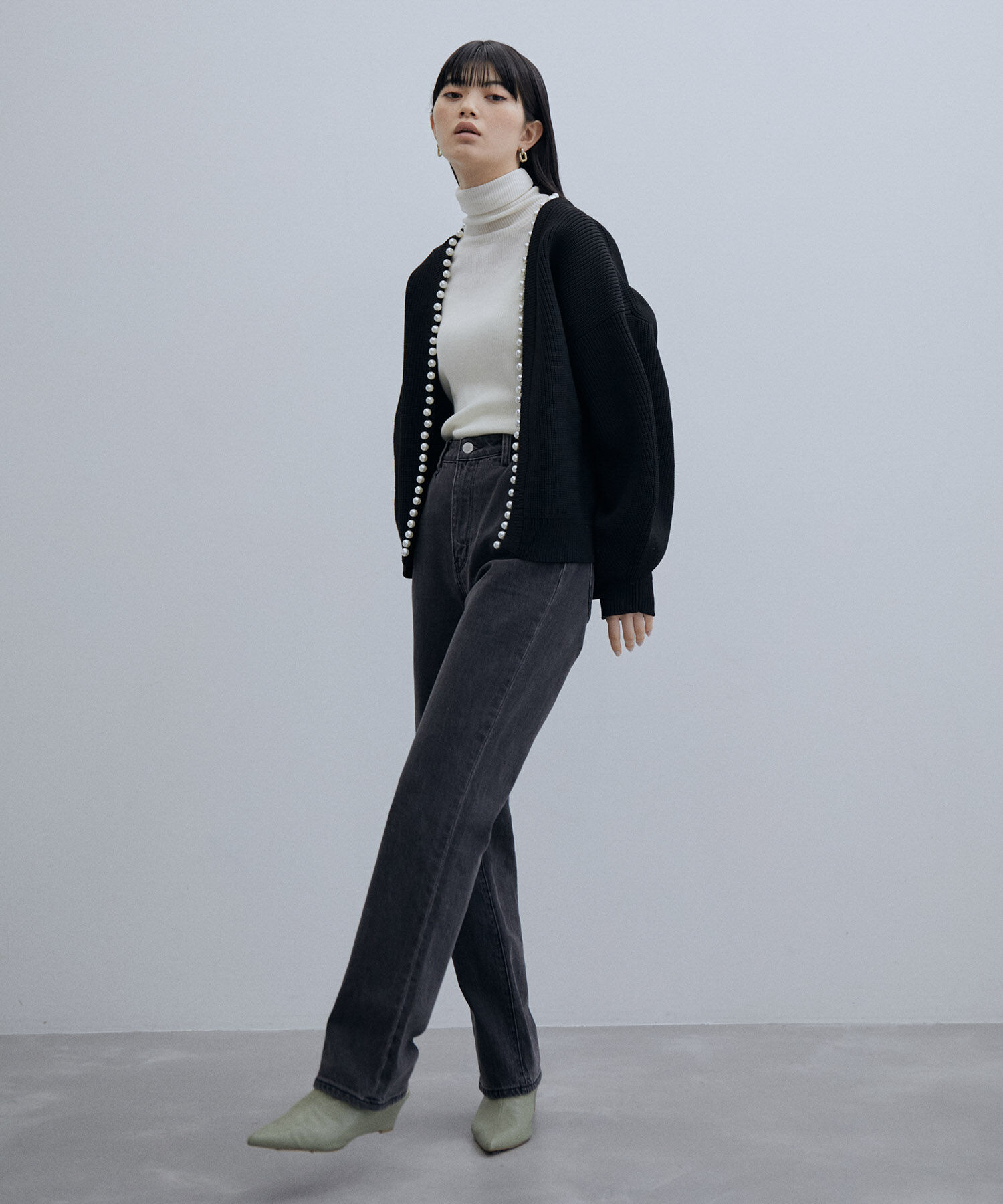 ADAM ET ROPE'「〈追加〉【サステナブル】パール付きカーディガン」|カーディガン|