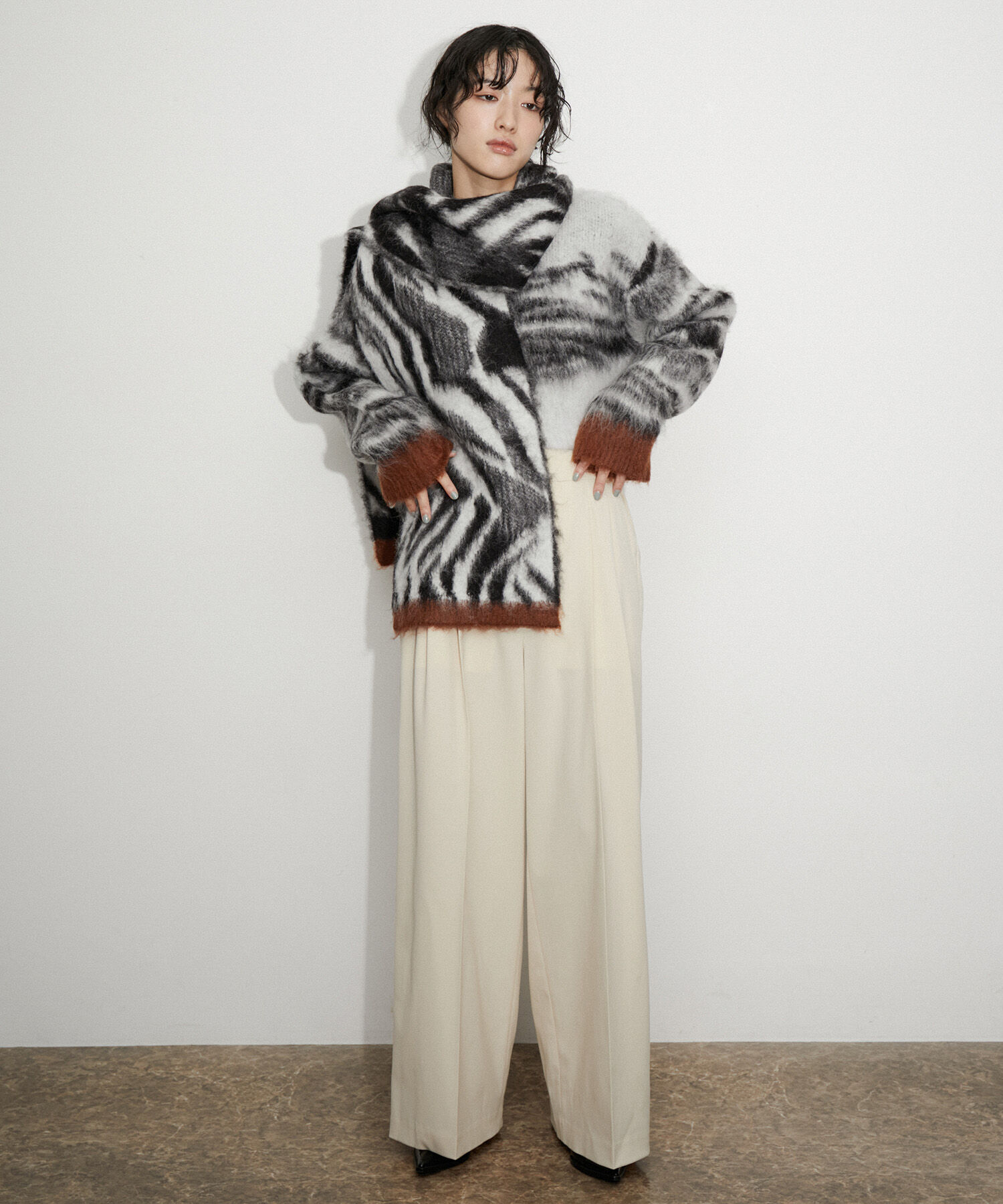 ADAM ET ROPE'「Okapiマフラー」|マフラー|