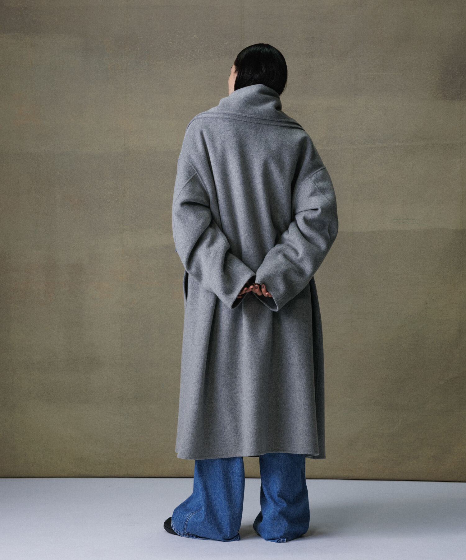 ADAM ET ROPE'「《マフラー付き》メリノウール ダブルフェイス セミダブル オーバー コート / 超軽量 / ユニセックス」|ステンカラーコート|