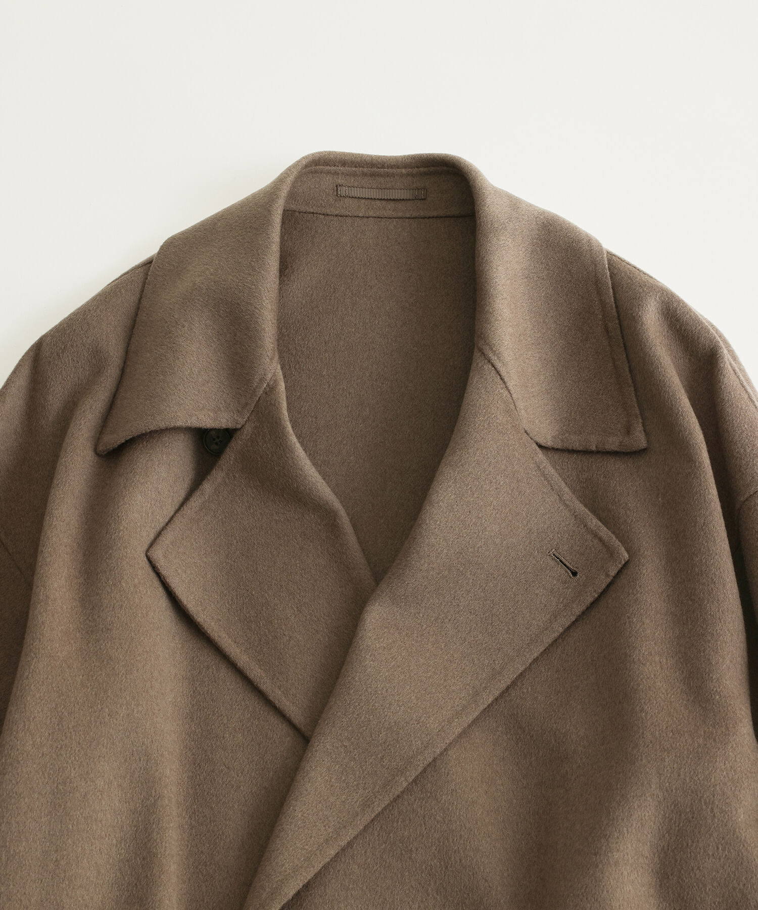 ADAM ET ROPE'「《マフラー付き》メリノウール ダブルフェイス セミダブル オーバー コート / 超軽量 / ユニセックス」|ステンカラーコート|