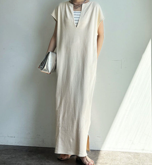  「【SAKURA 企画】【一部WEB限定カラー】深Vスウェットワンピース」|ワンピース|