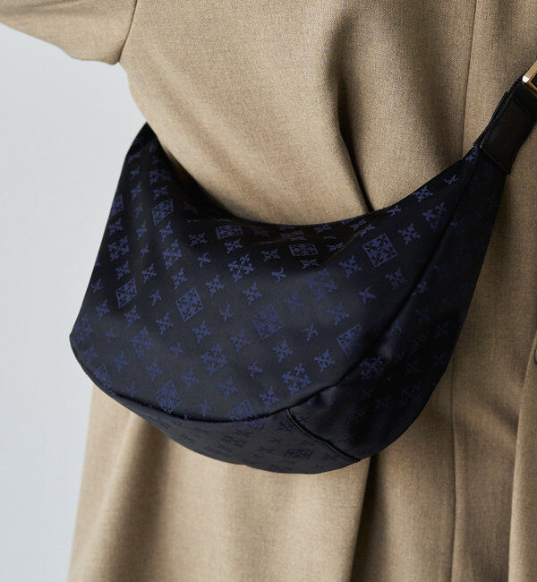  「クラウズナイロンラウンドショルダーバッグ」|ショルダー・メッセンジャー|