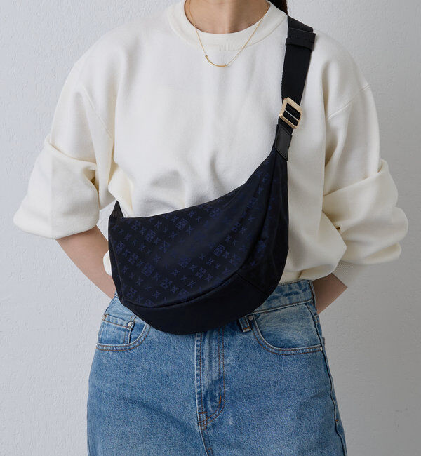  「クラウズナイロンラウンドショルダーバッグ」|ショルダー・メッセンジャー|