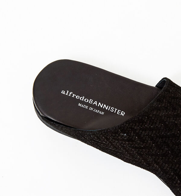 alfredoBANNISTER「アシメントリー レザー ミュール サンダル（メッシュ型押し）」|サンダル|