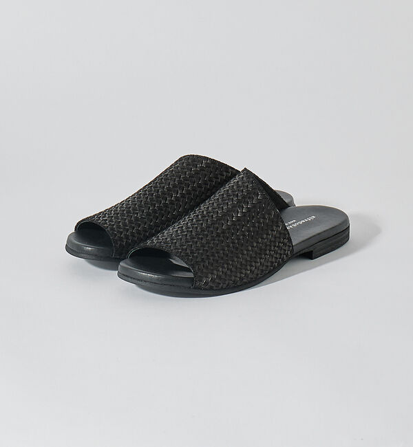 alfredoBANNISTER「アシメントリー レザー ミュール サンダル（メッシュ型押し）」|サンダル|