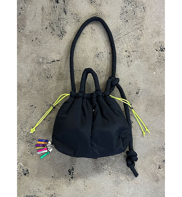 NOMINE「【cheek】puff kinchaku 2WAY tote 巾着 ショルダーバ」|ショルダー・メッセンジャー|ブラック