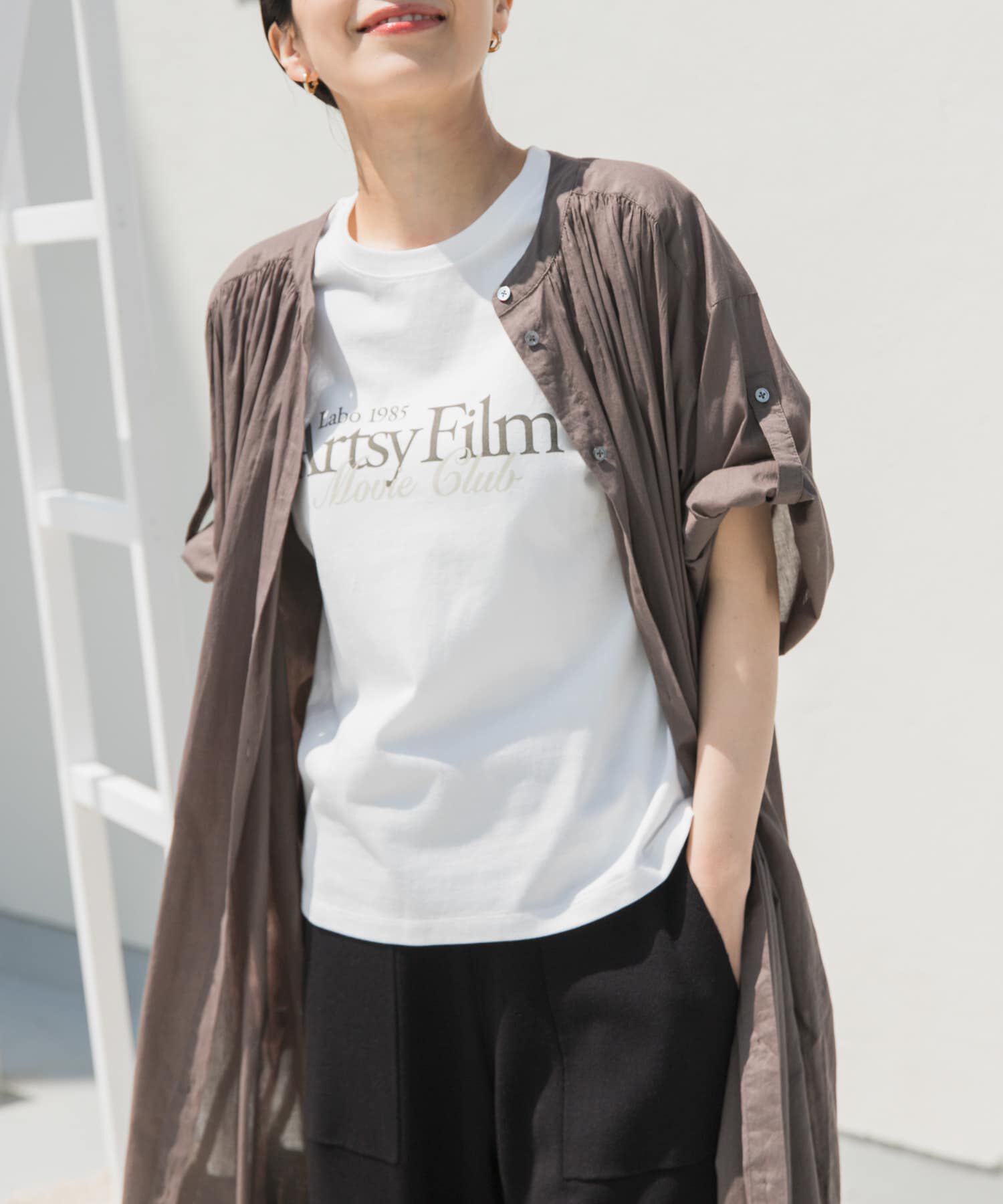 URBAN RESEARCH DOORS「MIXロゴプリントTシャツ」|Tシャツ・カットソー|オフホワイト