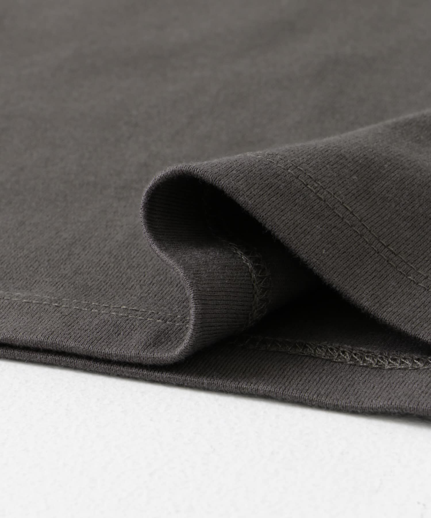 URBAN RESEARCH DOORS「MIXロゴプリントTシャツ」|Tシャツ・カットソー|