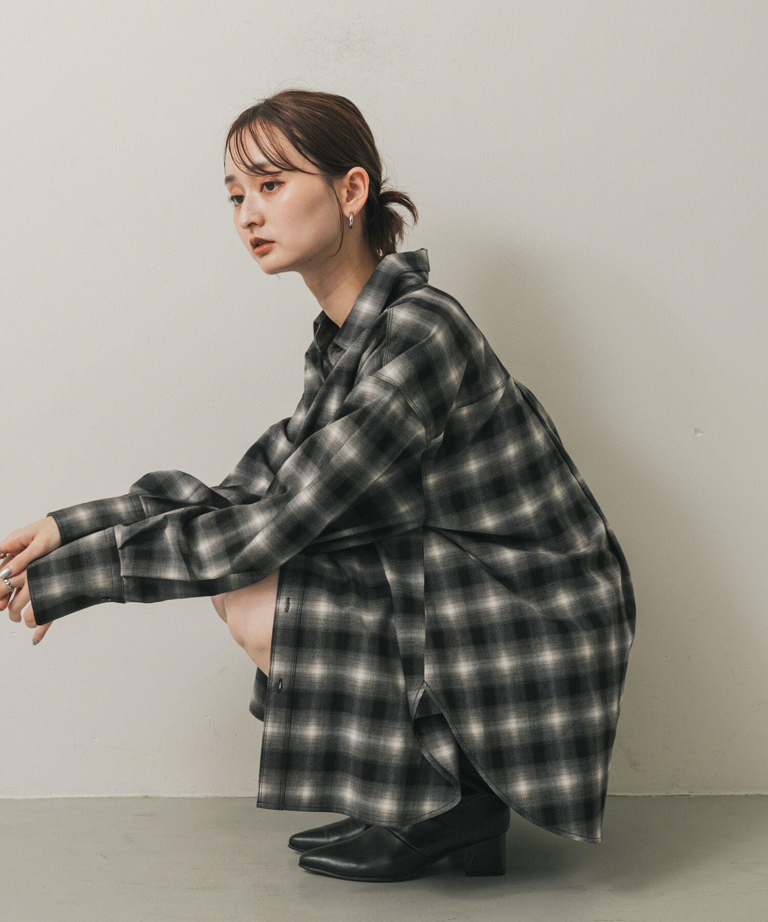 SENSE OF PLACE by URBAN RESEARCH「オンブレチェックルーズシャツ」|シャツ・ブラウス|ブラック系その他