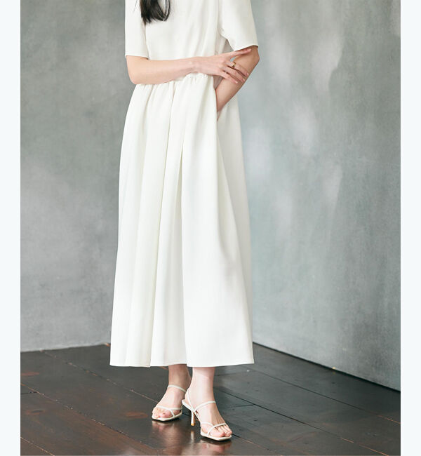 ur's「【yukiさんコラボアイテム】ボンディングパフスリーブギャザーフレアワンピース」|ワンピース|