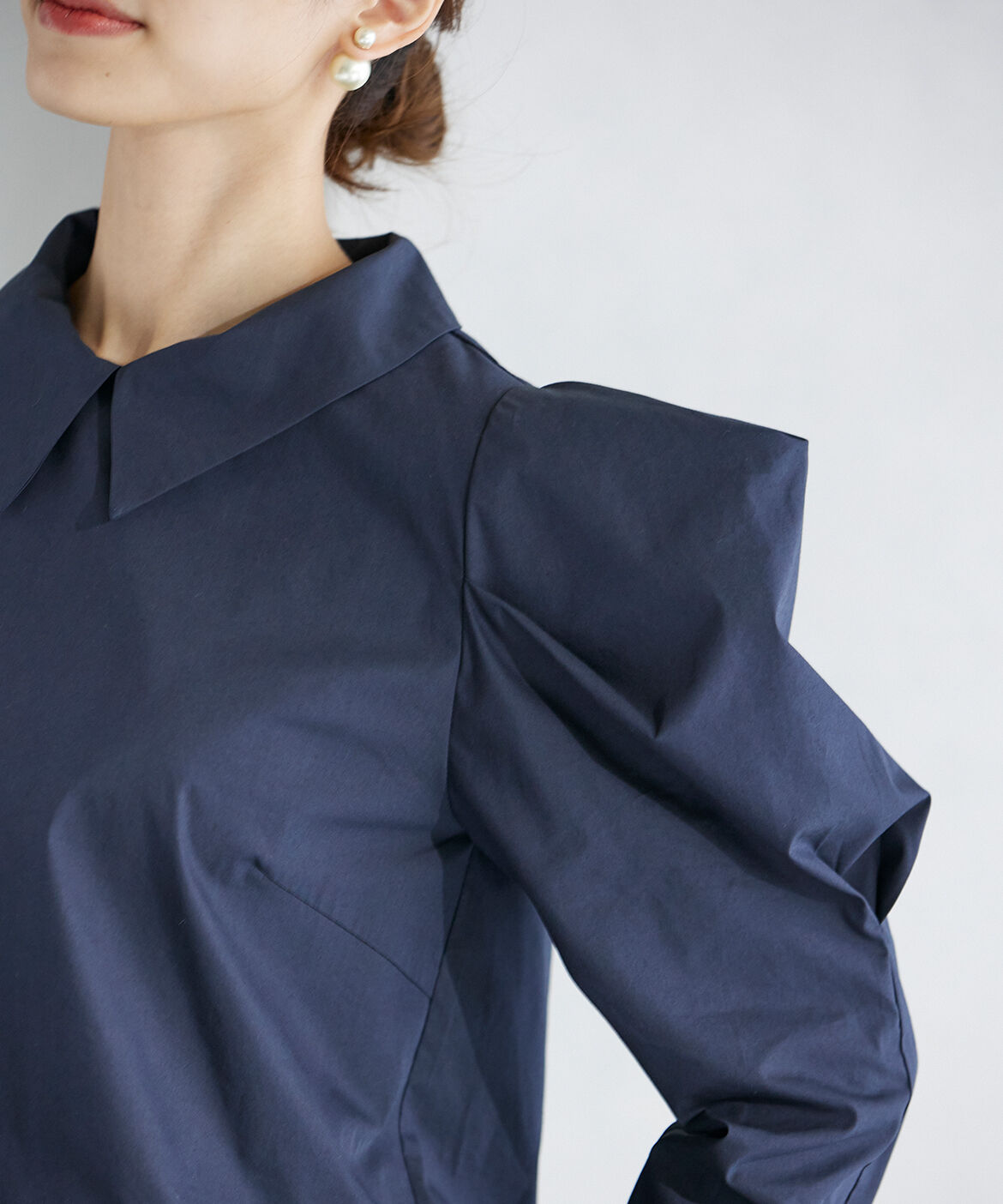 Maglie le cassetto「《M Maglie le cassetto&times;吉田理紗》2WAY衿のパワショル&ldquo;華&rdquo;ブラウス」|シャツ・ブラウス|