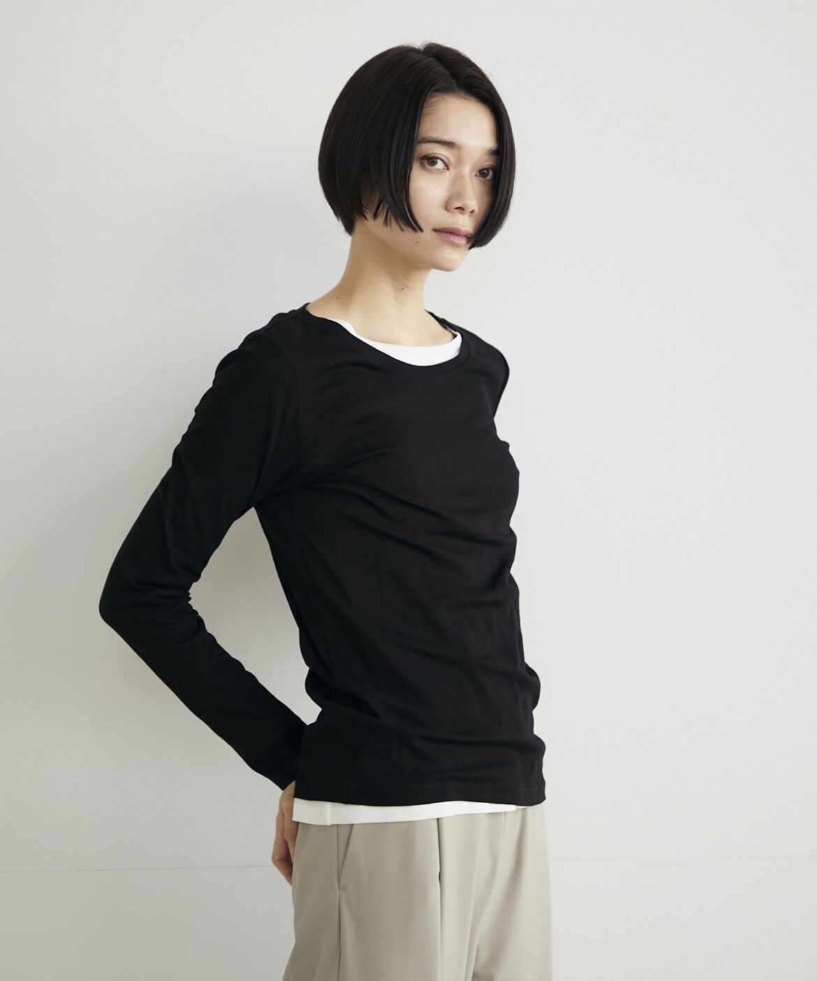 INED「《大きいサイズ》コットンクルーネックシアーロングTシャツ」|Tシャツ・カットソー|