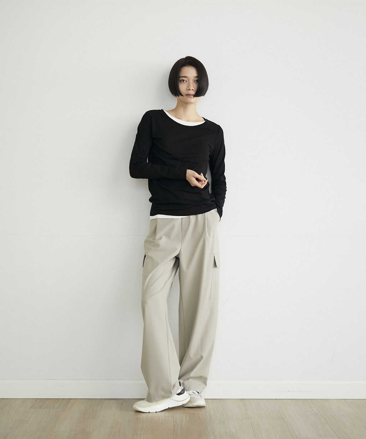 INED「《大きいサイズ》コットンクルーネックシアーロングTシャツ」|Tシャツ・カットソー|