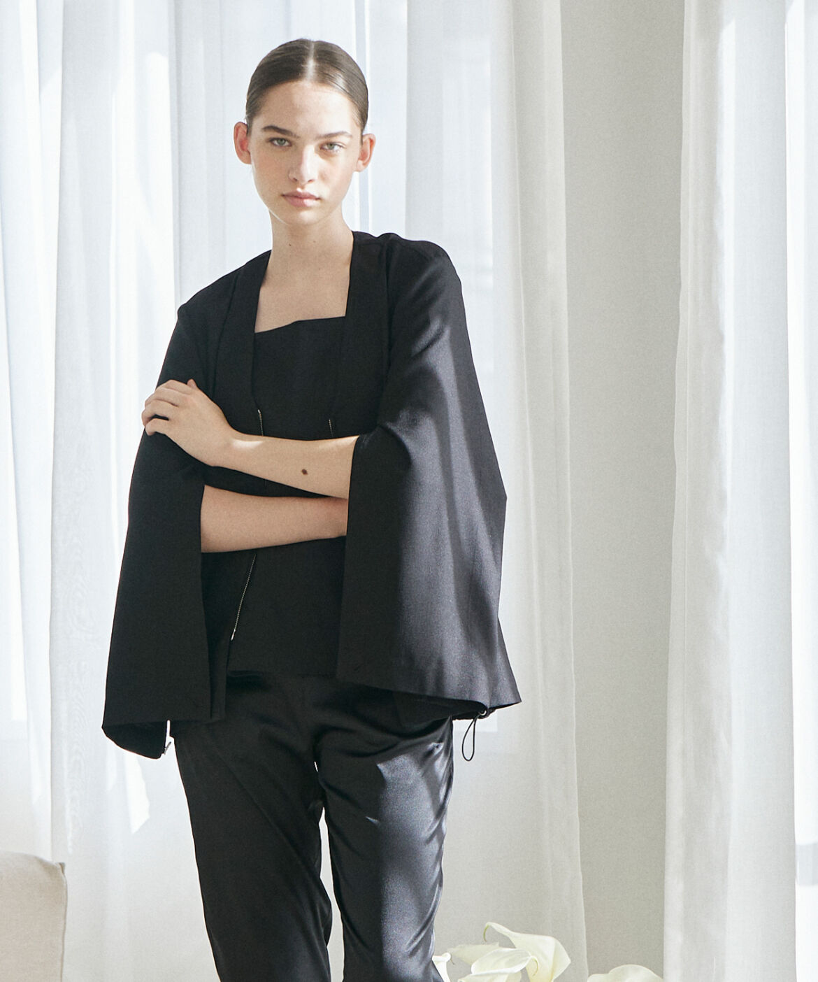 INED「《INED CLARO》ケープスリーブジャケット」|ノーカラージャケット|