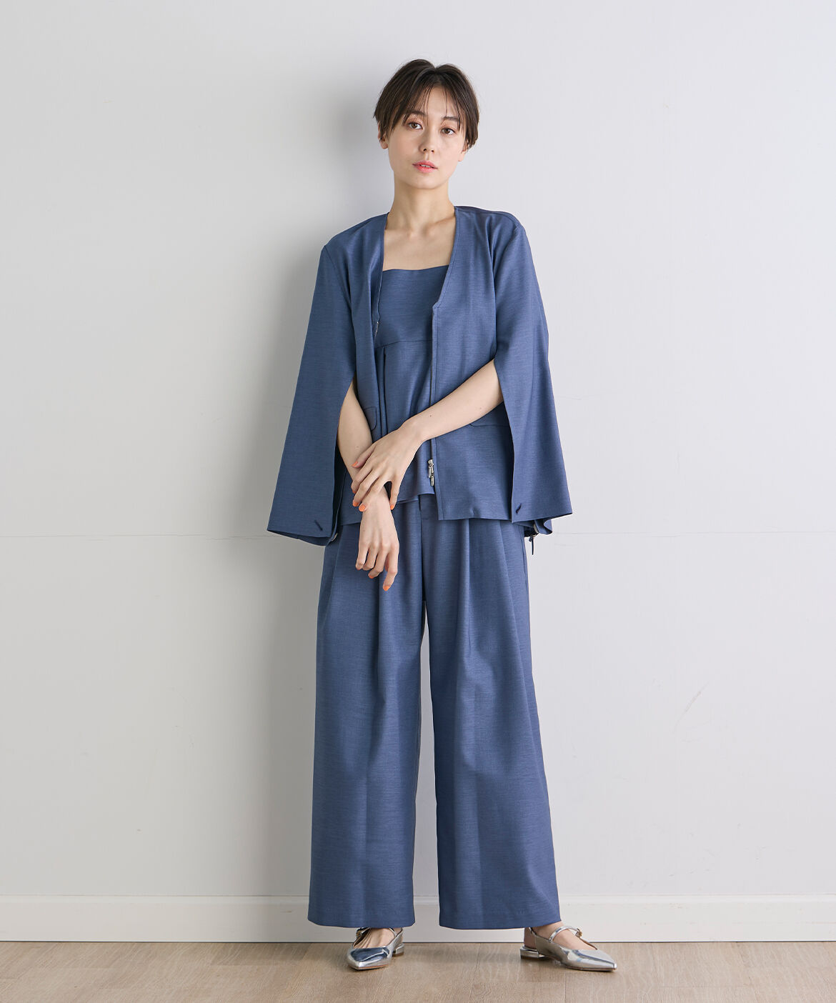 INED「《INED CLARO》ケープスリーブジャケット」|ノーカラージャケット|