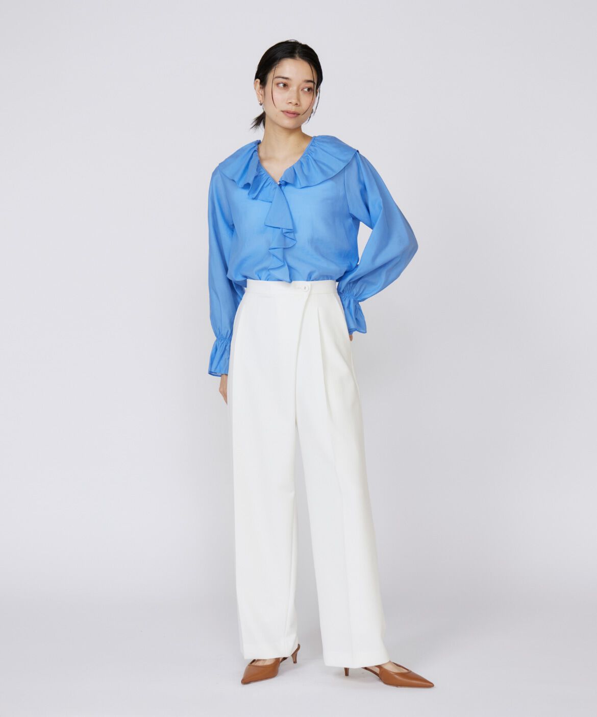 INED「《大きいサイズ》シャイニーローンフリルブラウス」|シャツ・ブラウス|