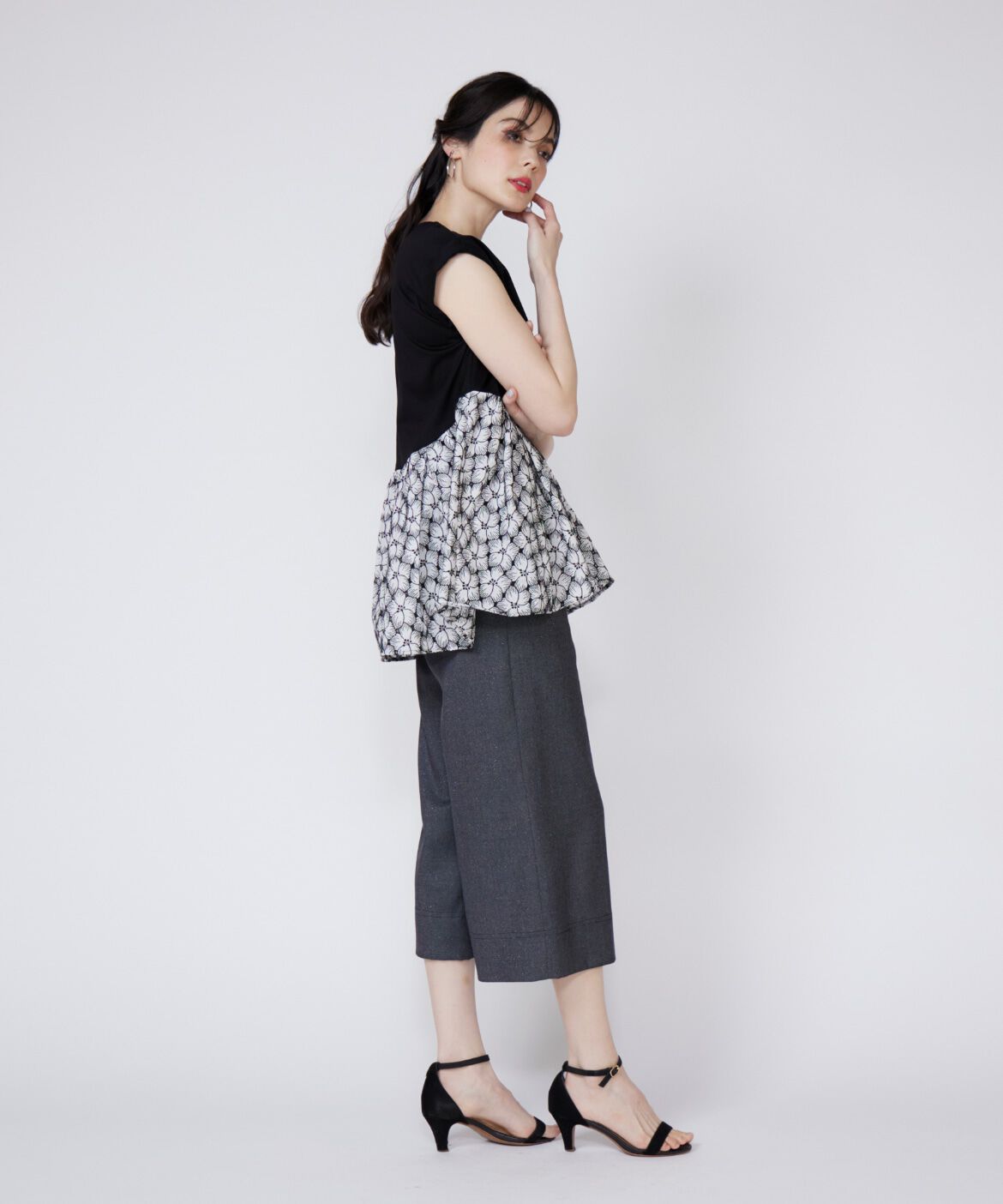 Maglie le cassetto「《大きいサイズ》刺繍レースドッキングカットソー」|Tシャツ・カットソー|