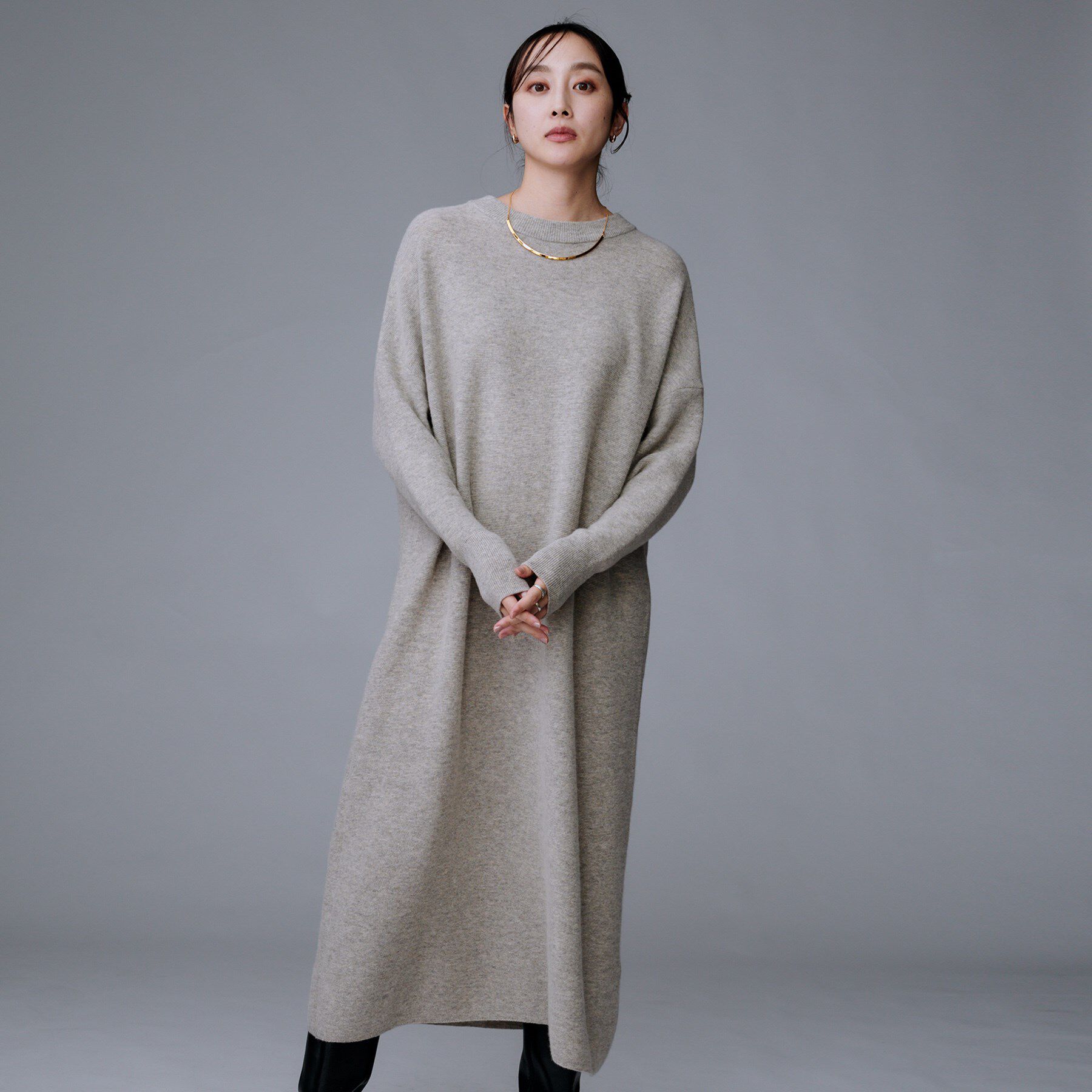UNTITLED「【ロング丈/ゆったりシルエット】テントライン ニットワンピース」|ワンピース|
