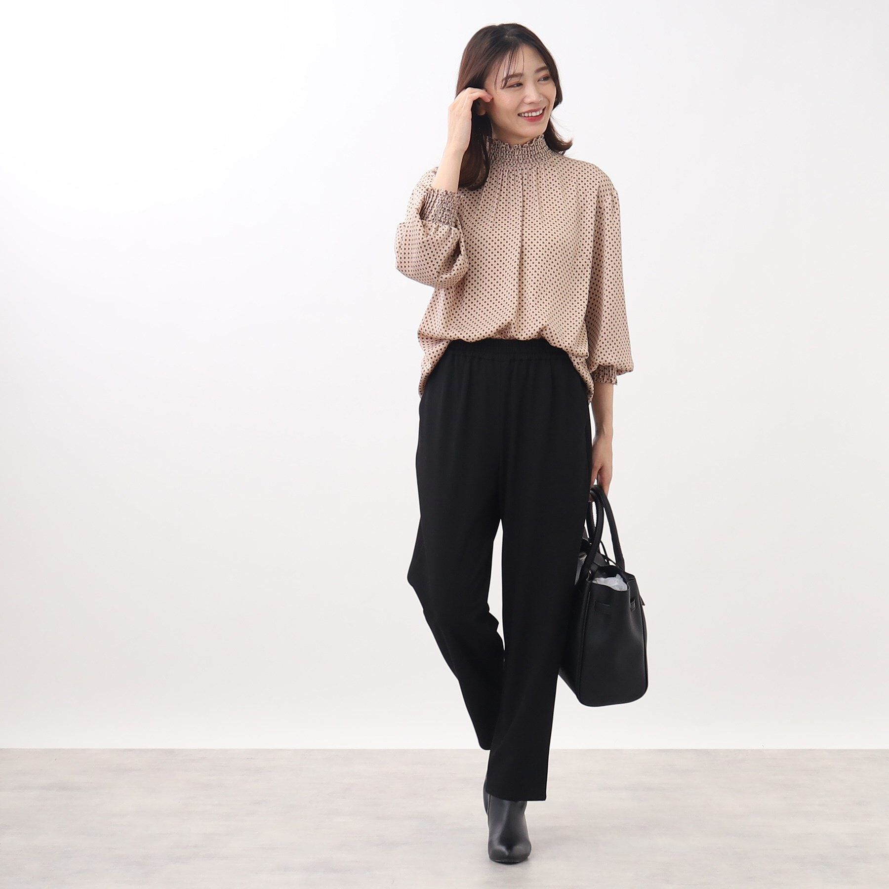 Reflect「【人気！着映えブラウス！洗える】コツキ柄プリントブラウス」|シャツ・ブラウス|