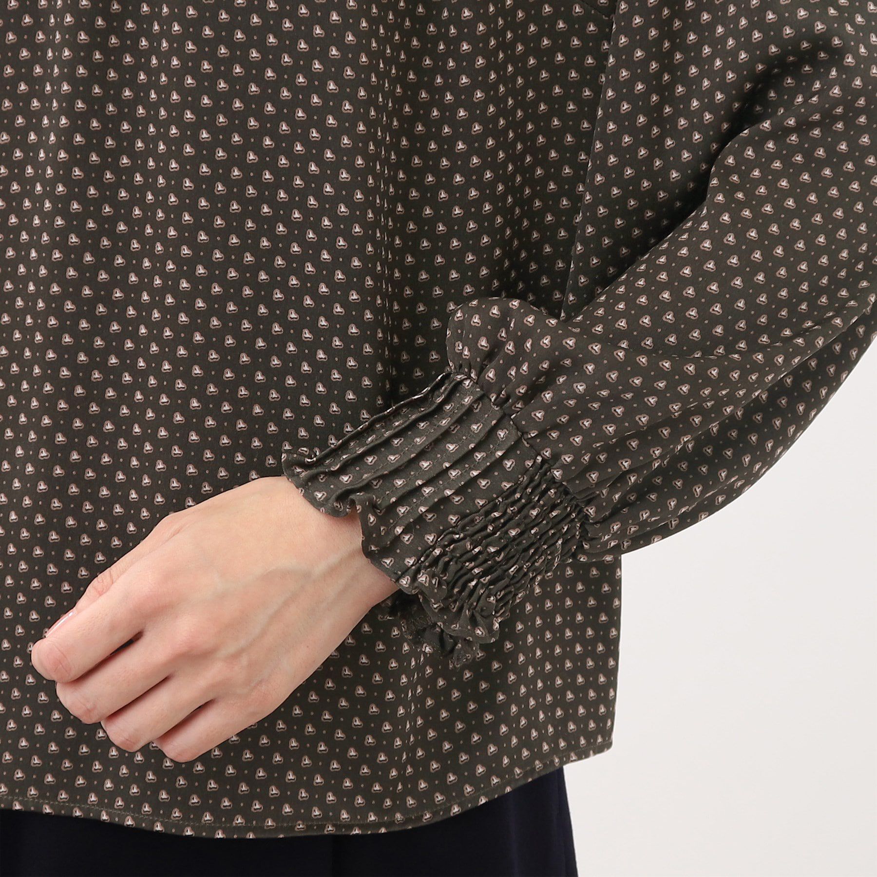 Reflect「【人気！着映えブラウス！洗える】コツキ柄プリントブラウス」|シャツ・ブラウス|