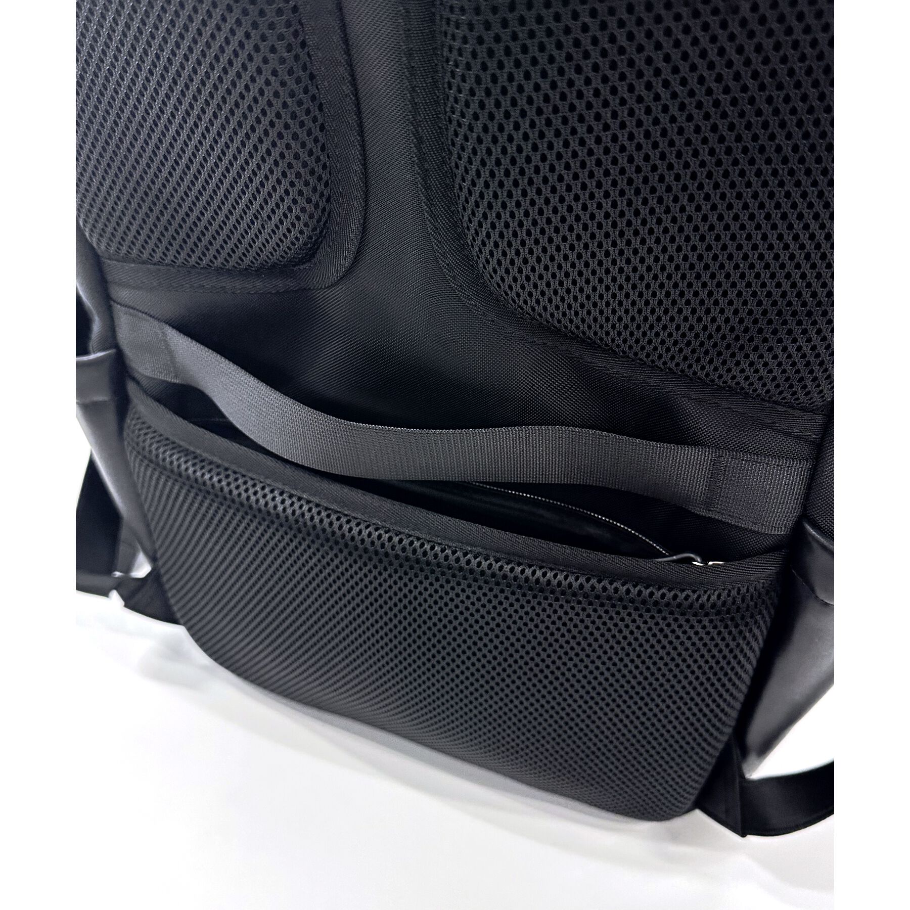 DRESSTERIOR「【荷重軽減/Monomax3月号掲載】サスペンション バックパック」|リュック|