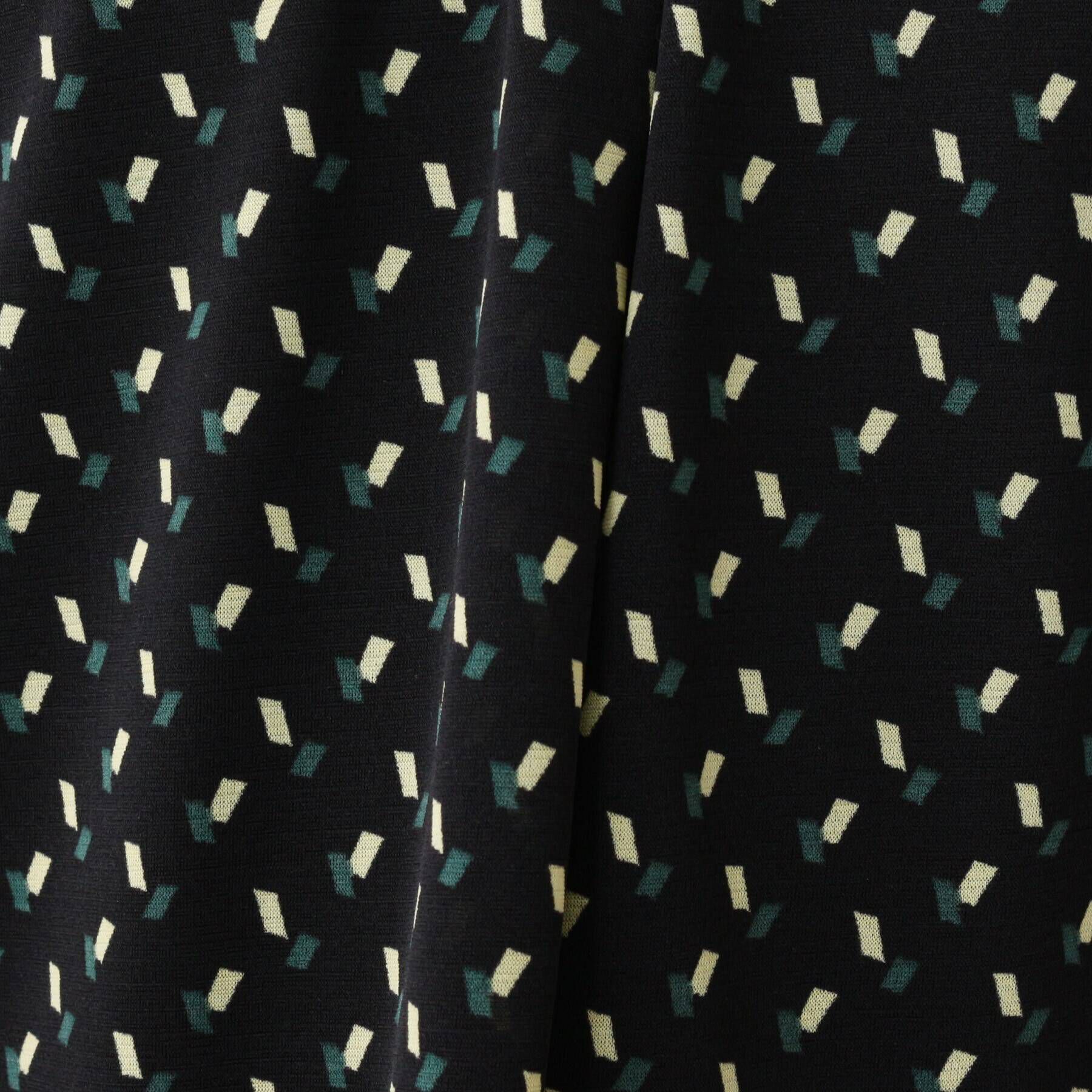 grove「【WEB限定サイズあり】洗えるインナー付き幾何ドット半袖プルオーバー」|シャツ・ブラウス|