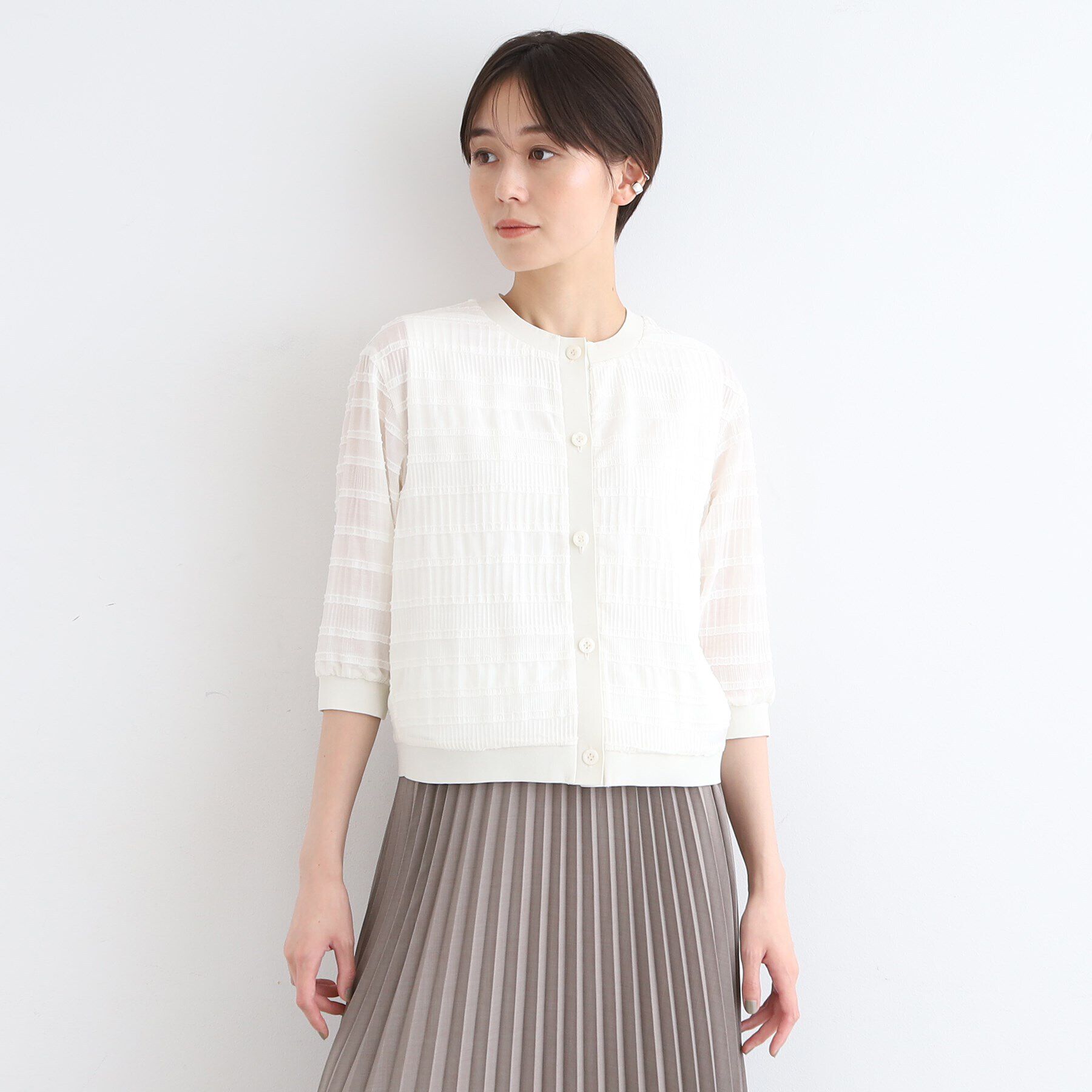 INDIVI「【洗える／SETUP可能】シャーリングクロップド丈カーディガンブラウス」|カーディガン|