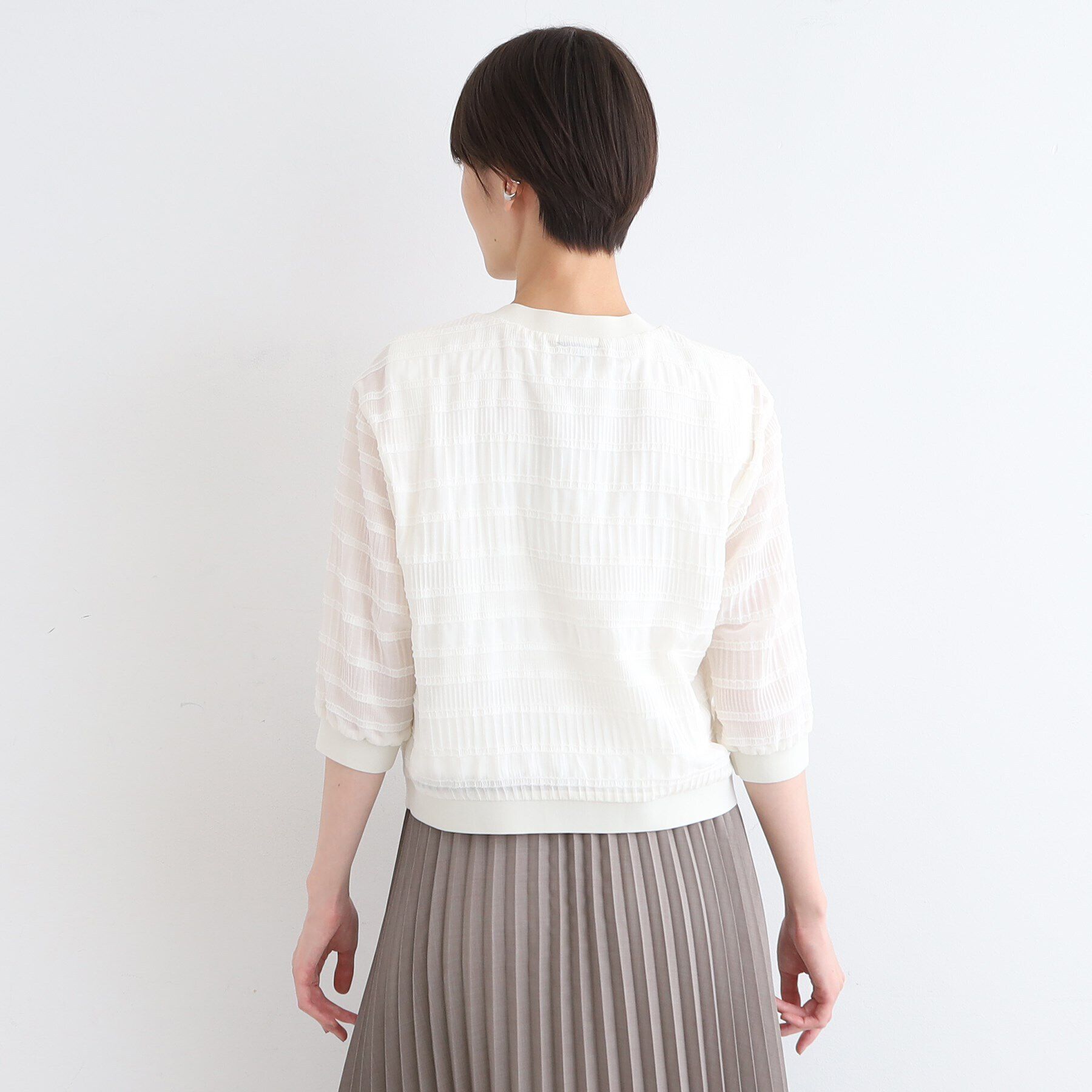 INDIVI「【洗える／SETUP可能】シャーリングクロップド丈カーディガンブラウス」|カーディガン|