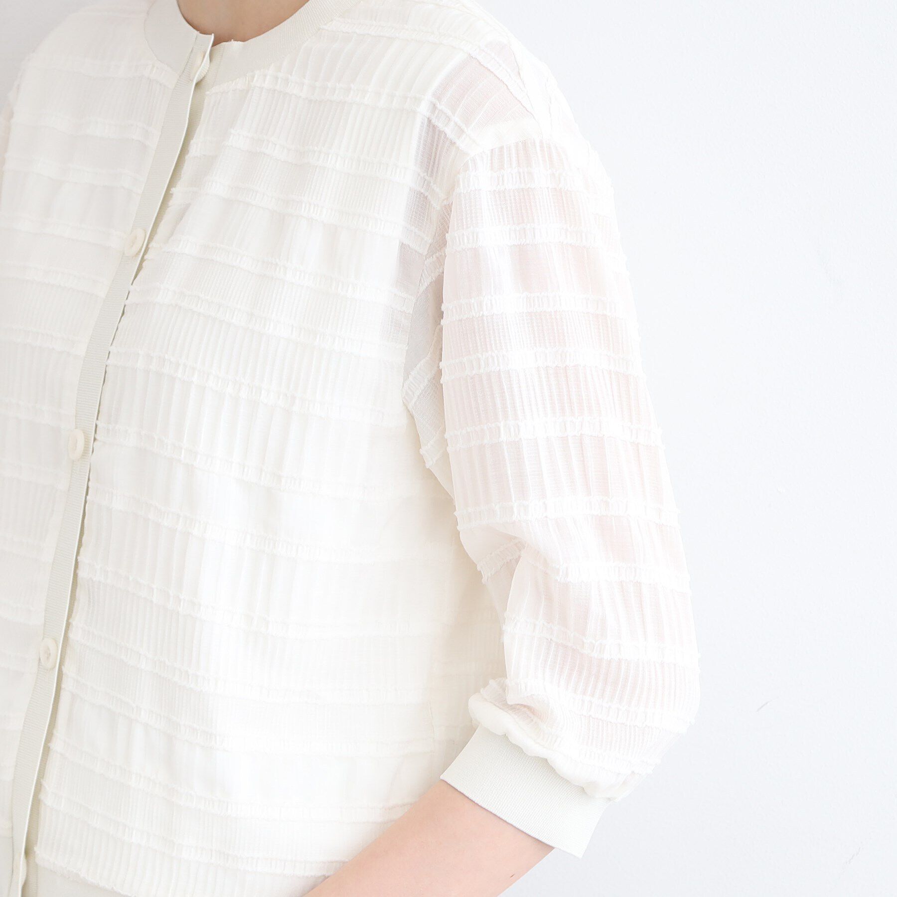 INDIVI「【洗える／SETUP可能】シャーリングクロップド丈カーディガンブラウス」|カーディガン|