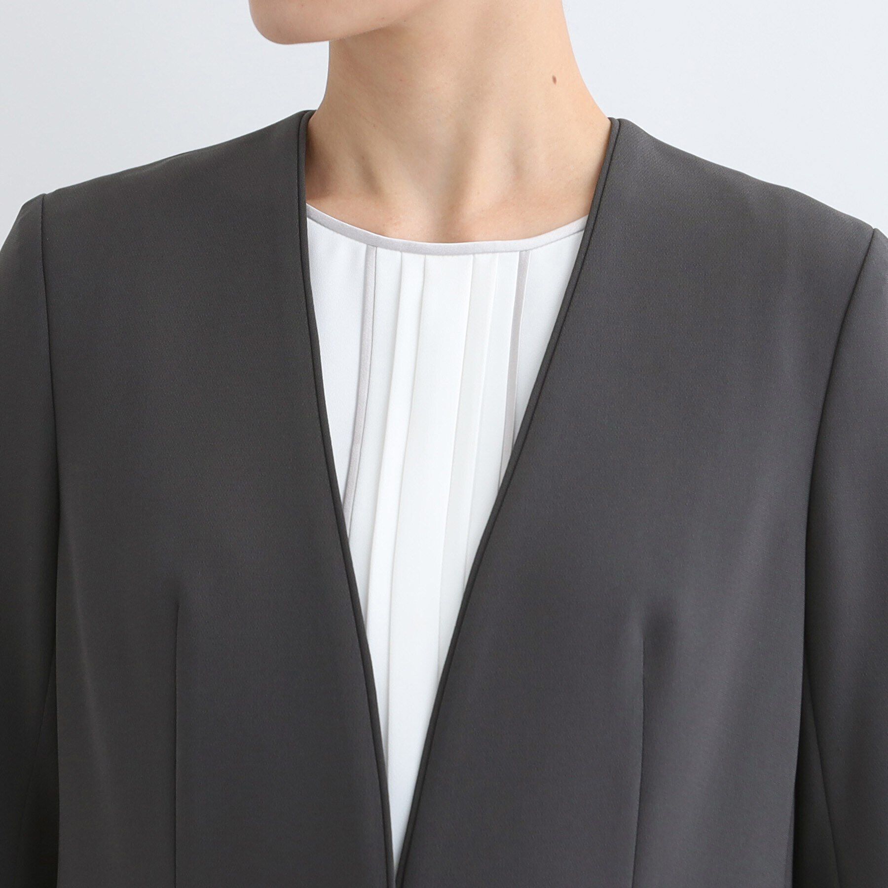 INDIVI「【洗える／日本製／定番スーツ】トリアセテート混ストレッチノーカラージャケット」|スーツ|