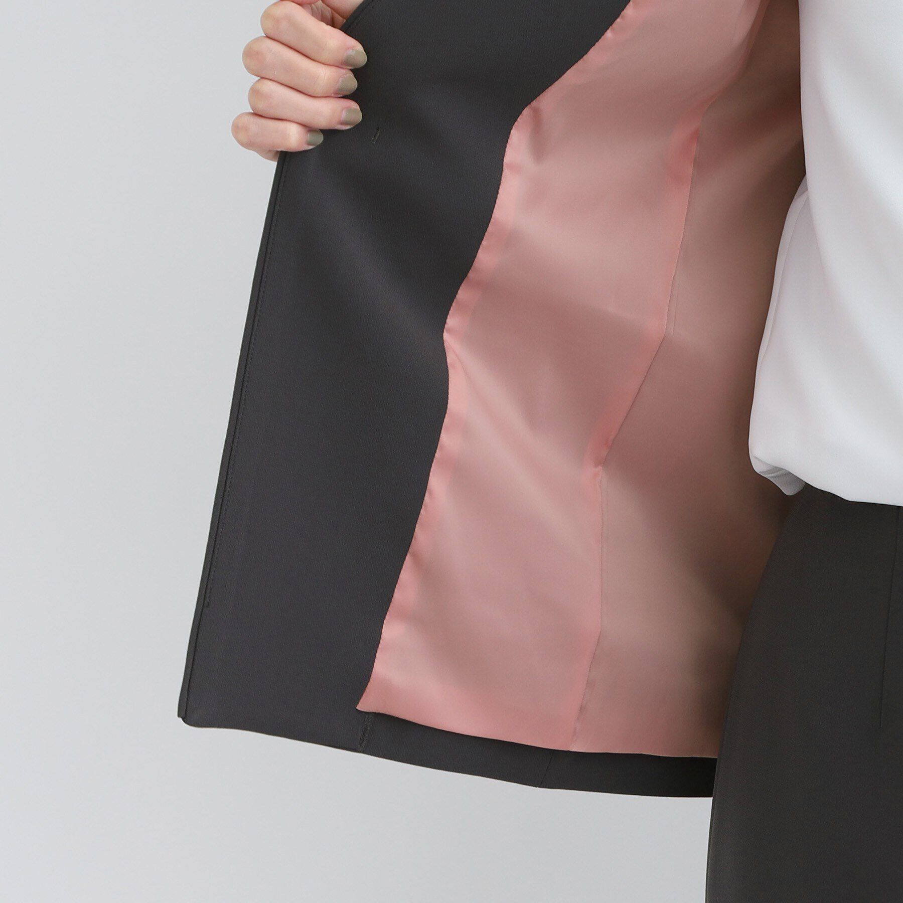 INDIVI「【洗える／日本製／定番スーツ】トリアセテート混ストレッチノーカラージャケット」|スーツ|