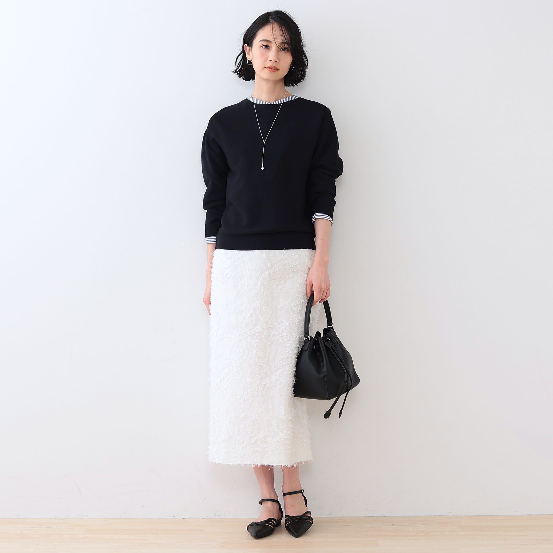 INDIVI「【洗える／無縫製／6色展開】袖フォルム ボートネックニット」|ニット・セーター|