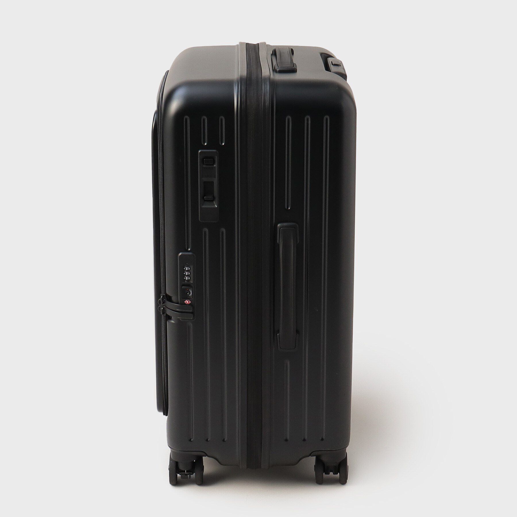 TAKEO KIKUCHI「【CITY BLACK】スーツケース Mサイズ（フロント横開きエキスパンダブル）」|その他|