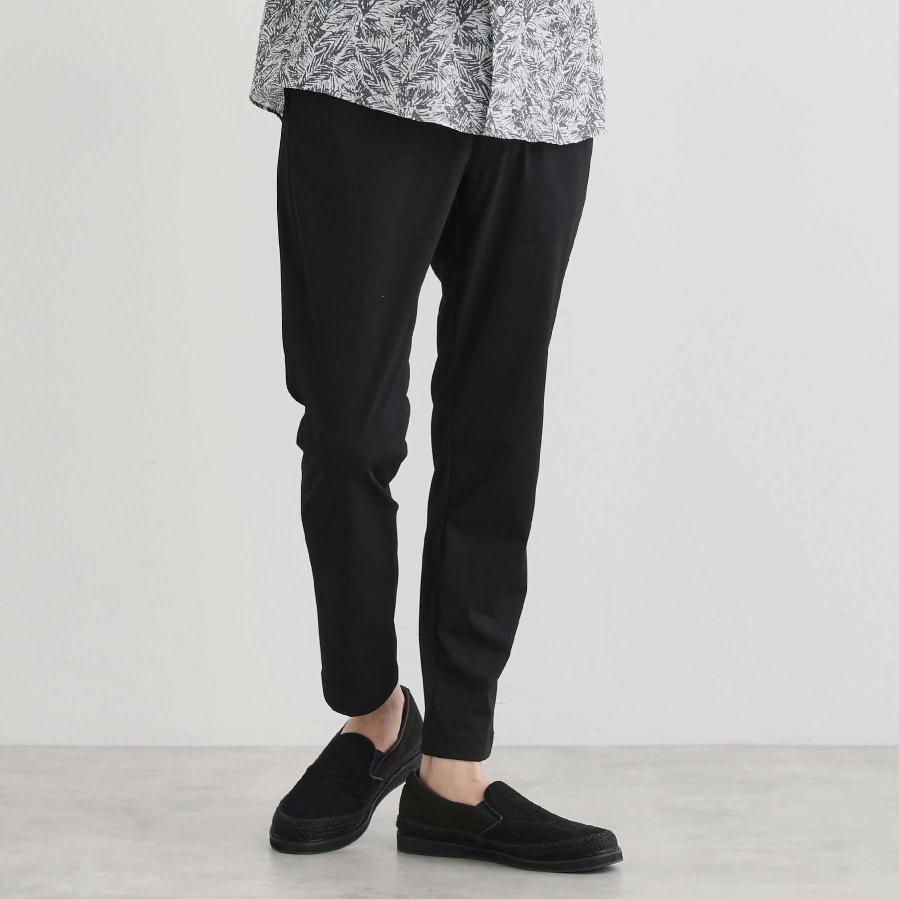 TAKEO KIKUCHI「【LIMITED】ワンダーシェイプ 360&deg;ストレッチ テーパードスキニーパンツ」|その他|