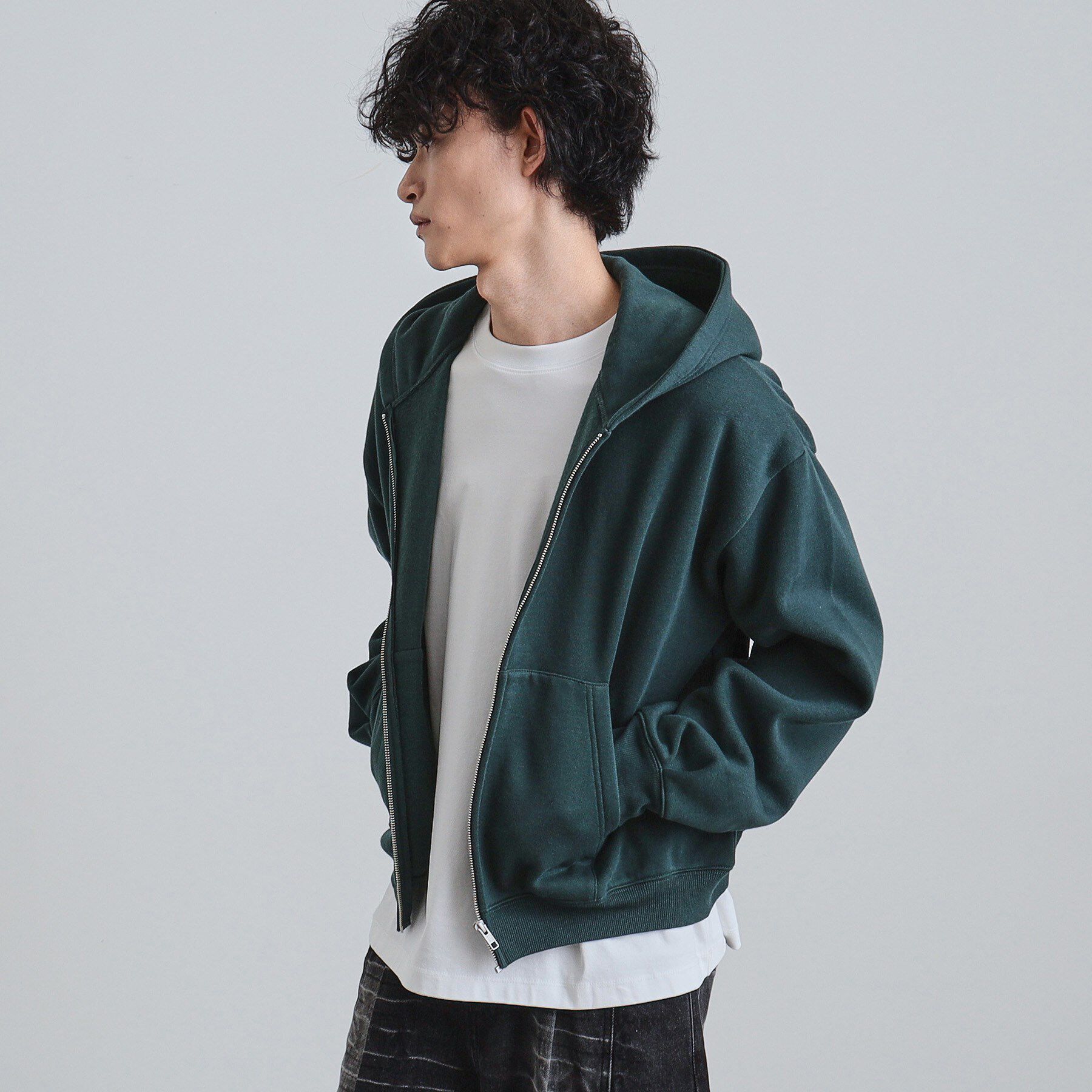 tk.TAKEO KIKUCHI「ボリュームスリーブジップパーカ」|パーカー|グリーン(024)