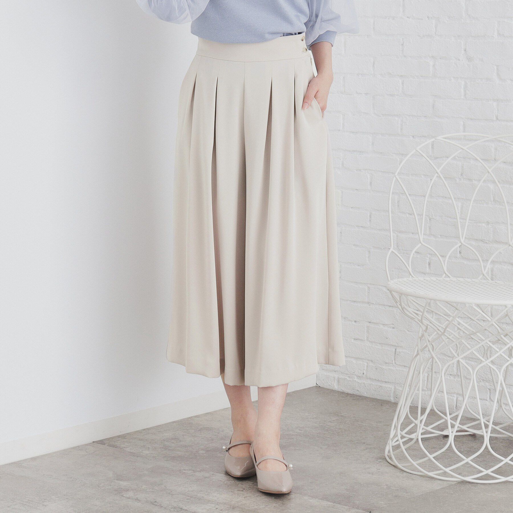 index「落ち感ツイルスカンツ【洗濯機洗い可/イージーアイロン】」|その他|グレージュ(050)