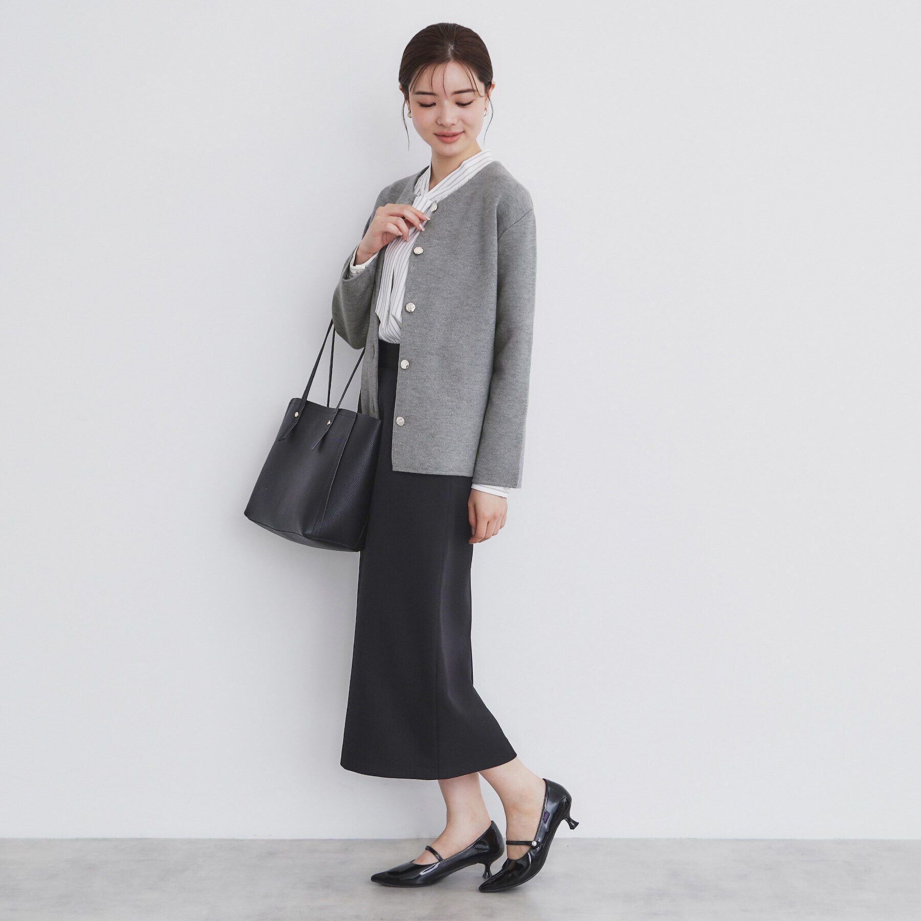 index「ノーカラーコーディガン【洗濯機洗い可】」|カーディガン|