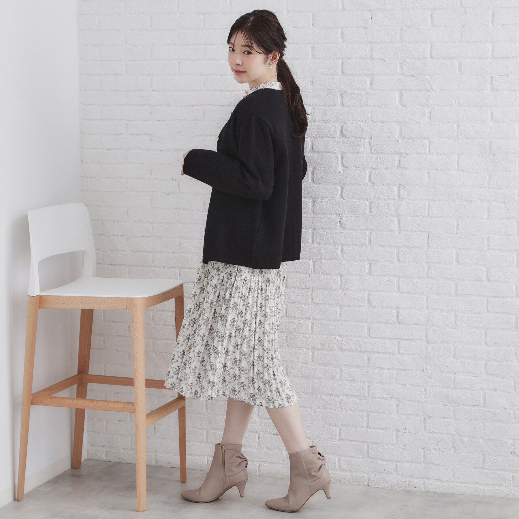 index「ノーカラーコーディガン【洗濯機洗い可】」|カーディガン|