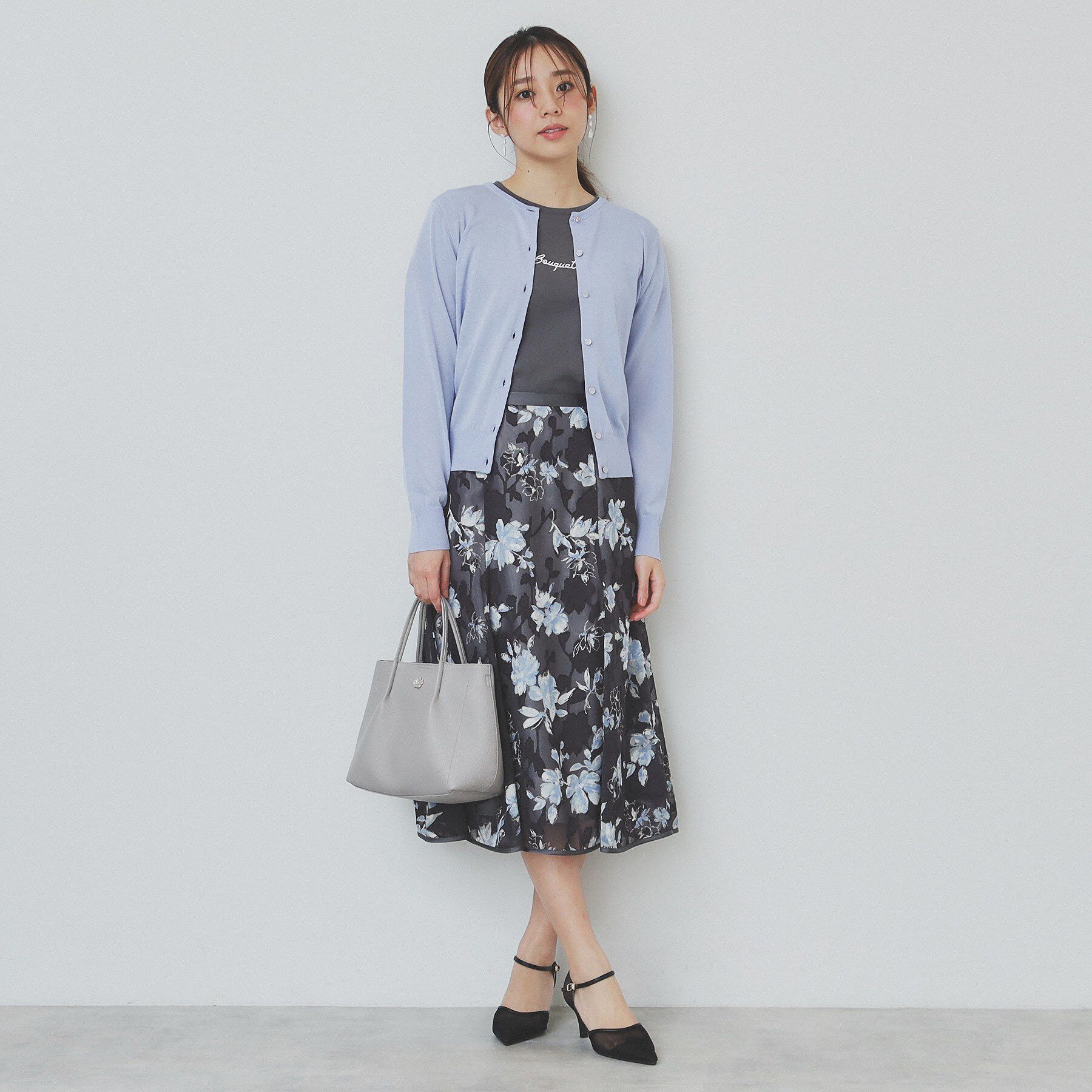 index「《7色展開/XS-LLサイズ》ビジューボタンニットカーディガン【洗濯機洗い可/抗ピル/接触冷感】」|カーディガン|