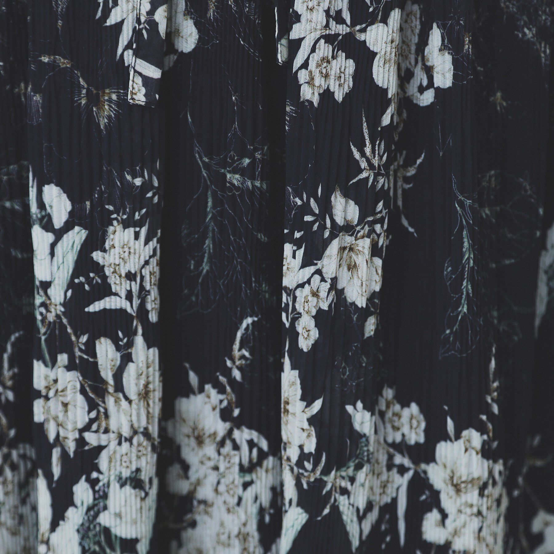 index「マジョリカフレアワンピース【洗濯機洗い可】」|ワンピース|