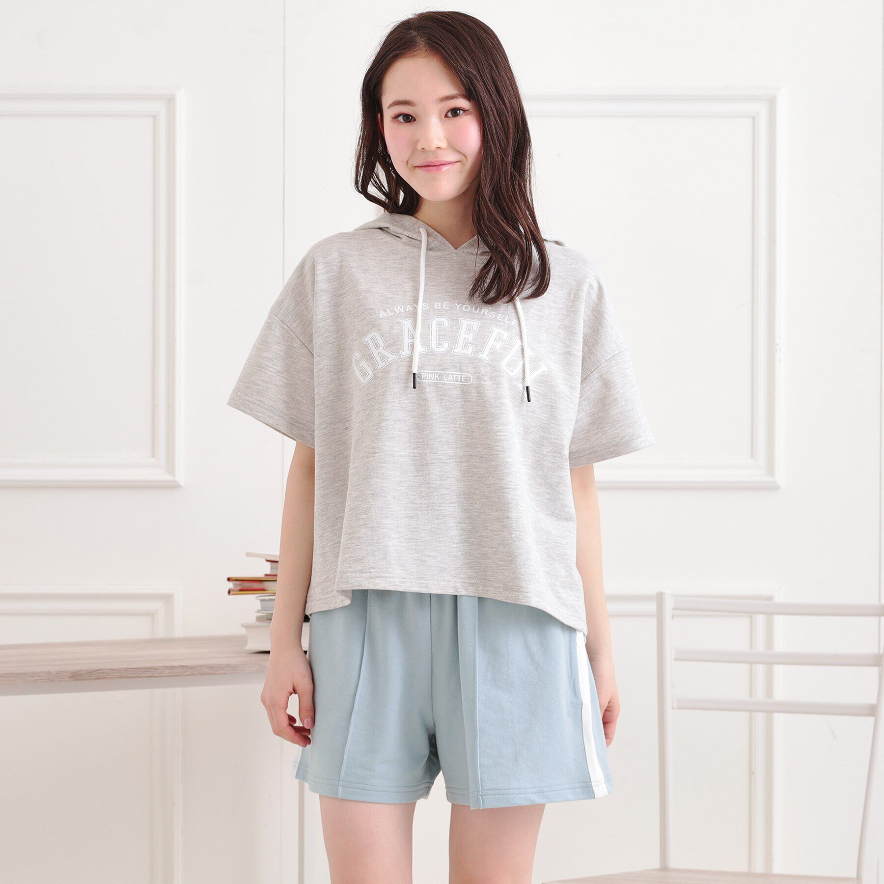 PINK-latte「【セットアイテム】半袖パーカー＋ハーフパンツ」|その他|グレー(012)