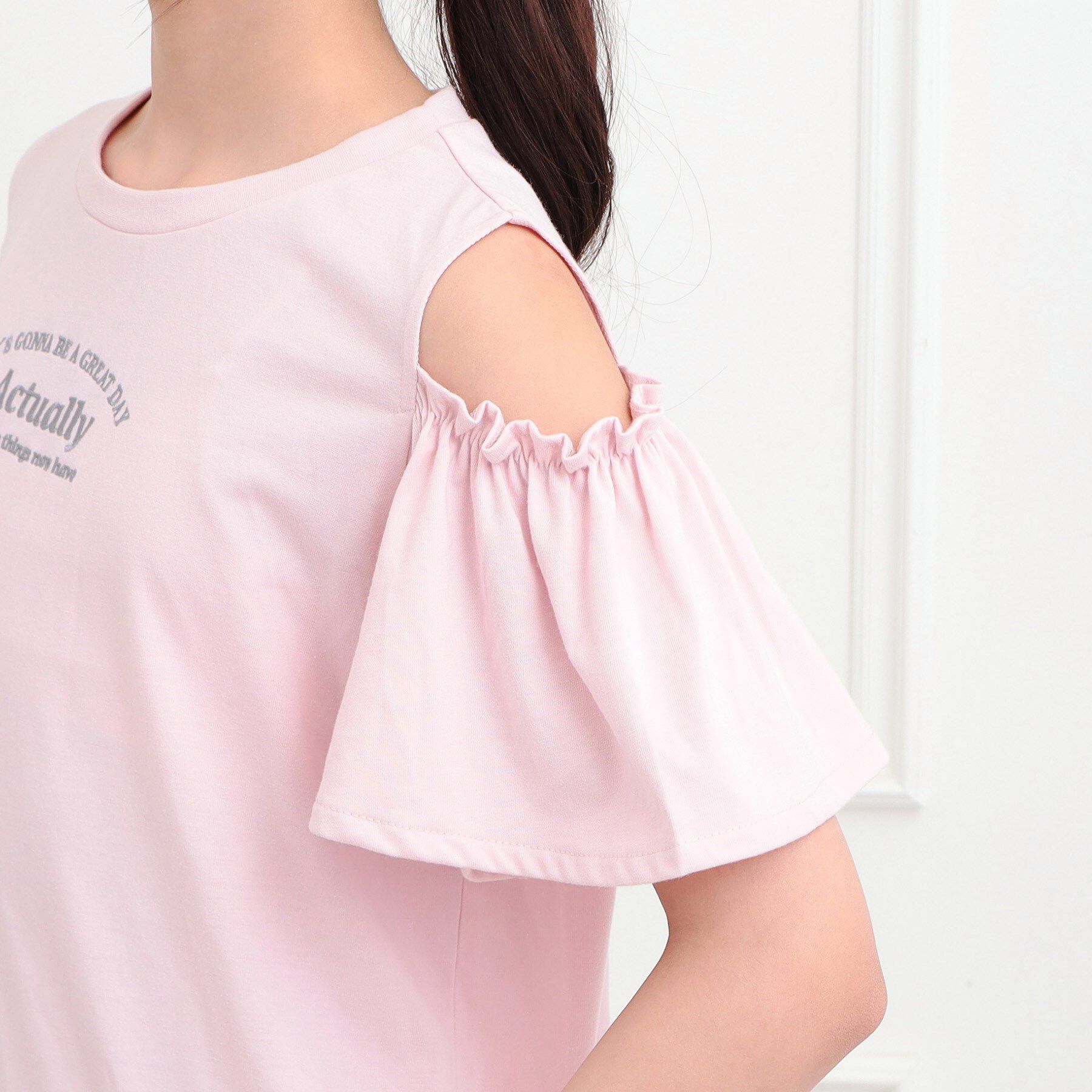 PINK-latte「肩あきフレアスリーブトップス」|Tシャツ・カットソー|