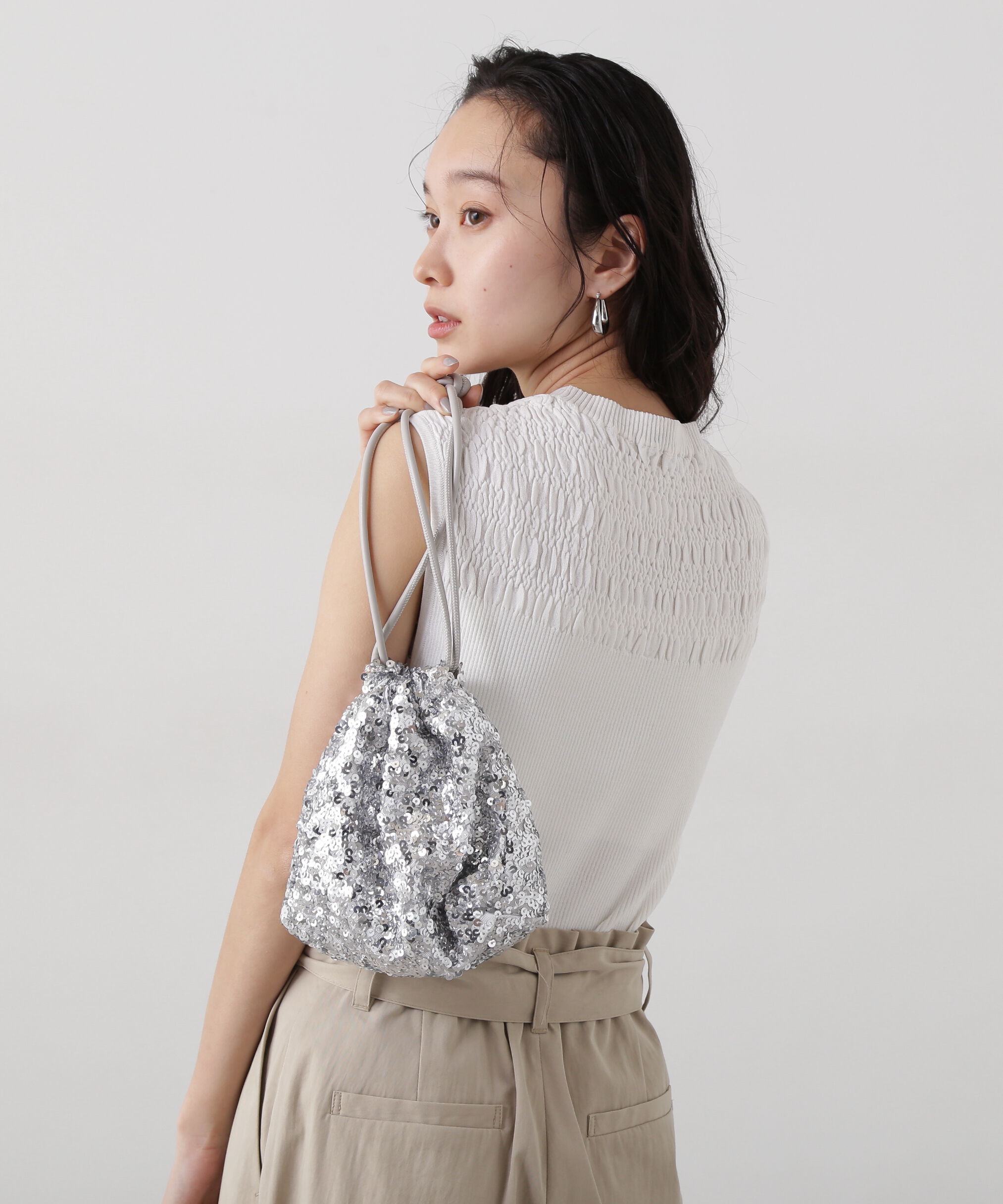  「シャーリングフレンチスリーブニット」|ニット・セーター|オフ1