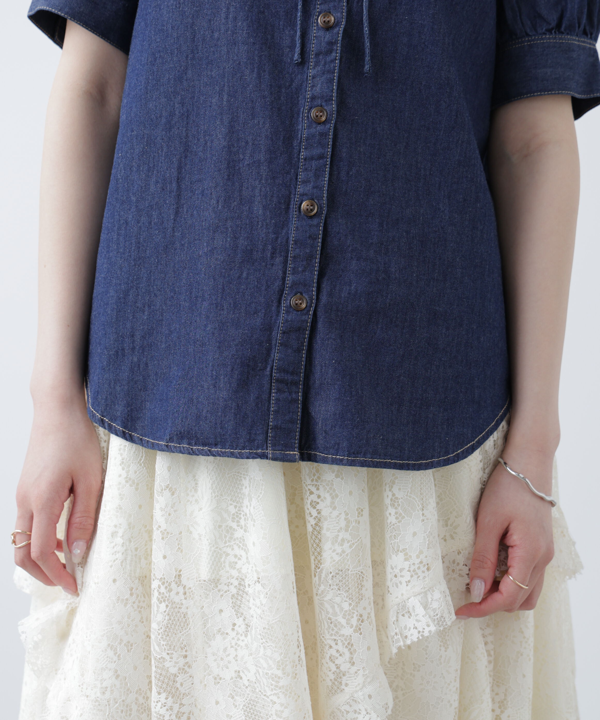  「スタンドフリル半袖ブラウス」|シャツ・ブラウス|