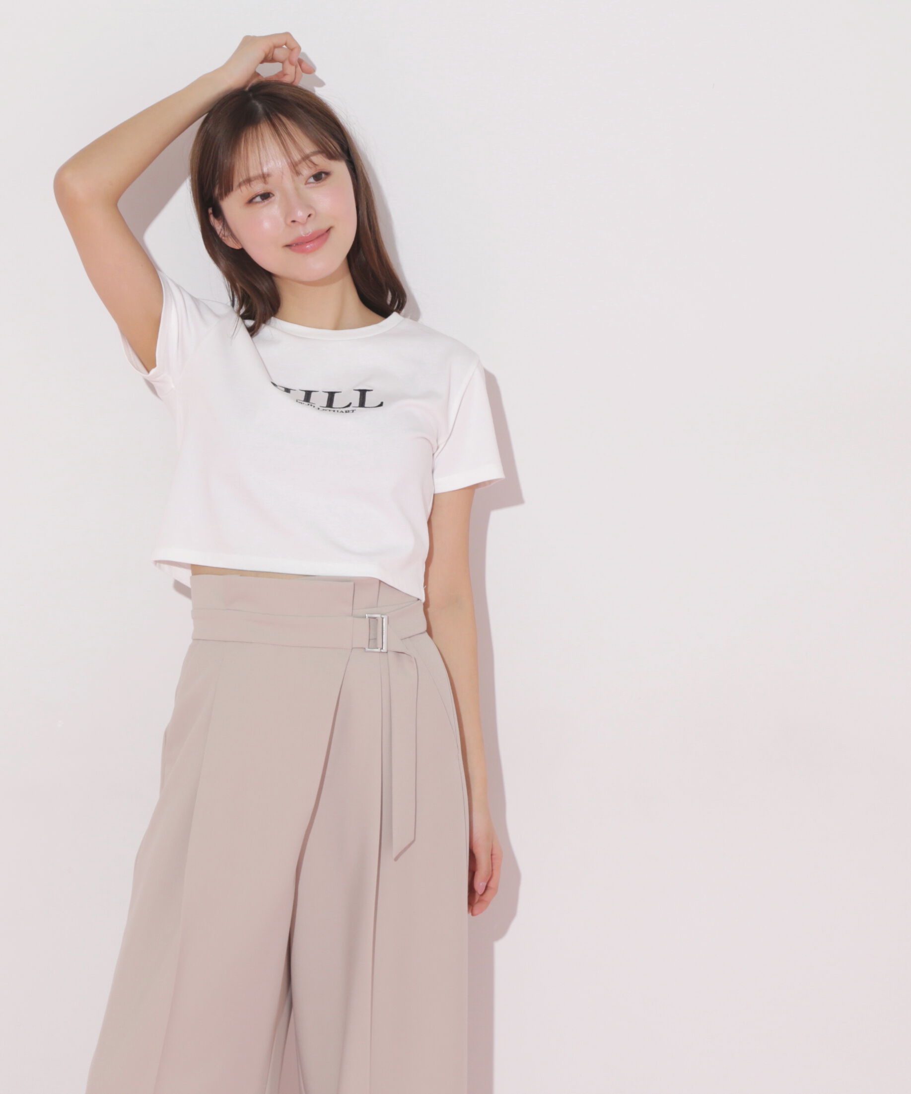  「ショート丈刺繍ロゴTシャツオーガニックコットン」|Tシャツ・カットソー|