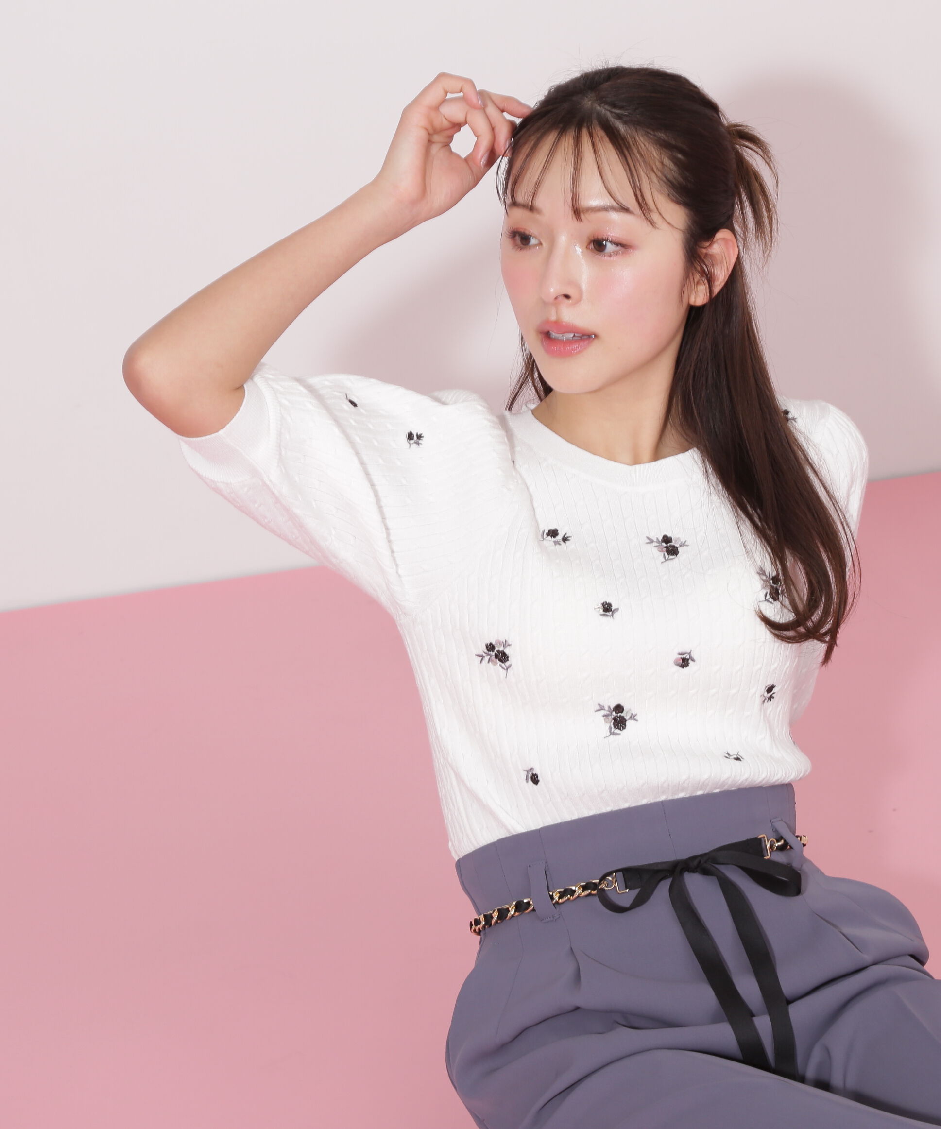  「フラワーエンブロイダリーコンパクトニット」|ニット・セーター|